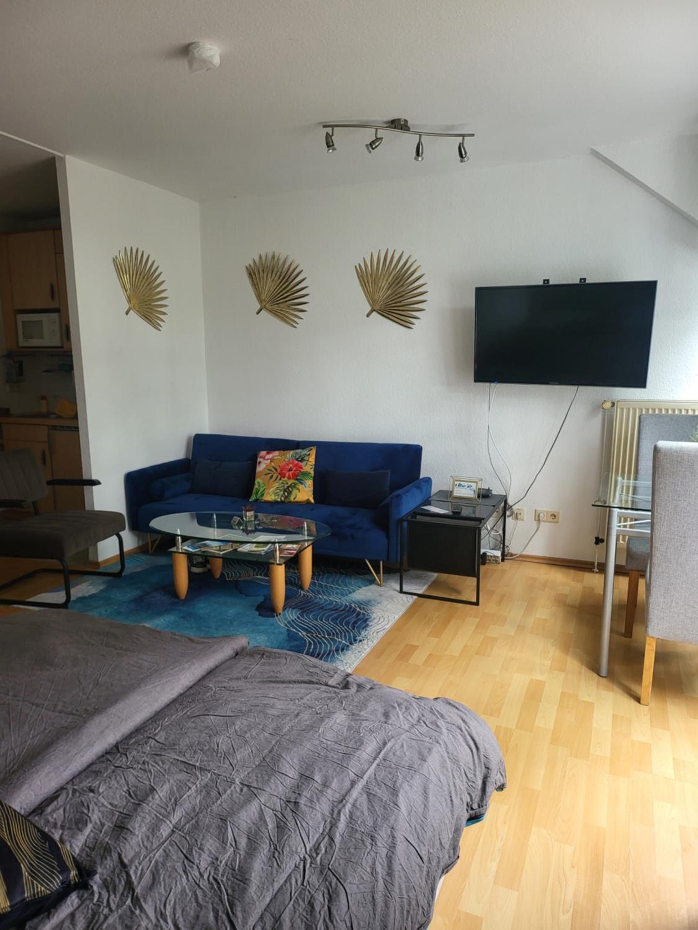 Apartment with Balcony photo 1