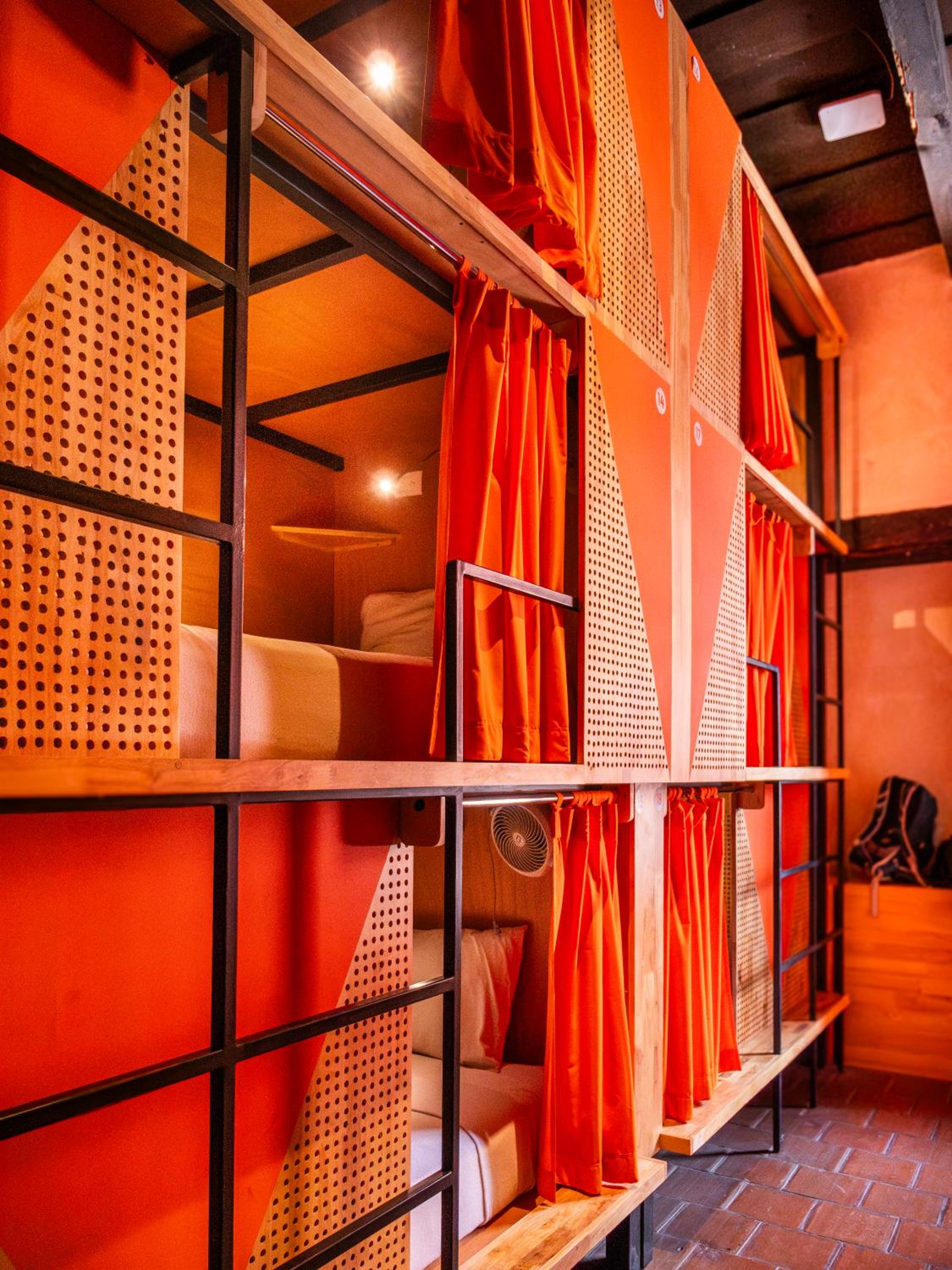 Fuego 24-Beds Shared Dorm photo 2