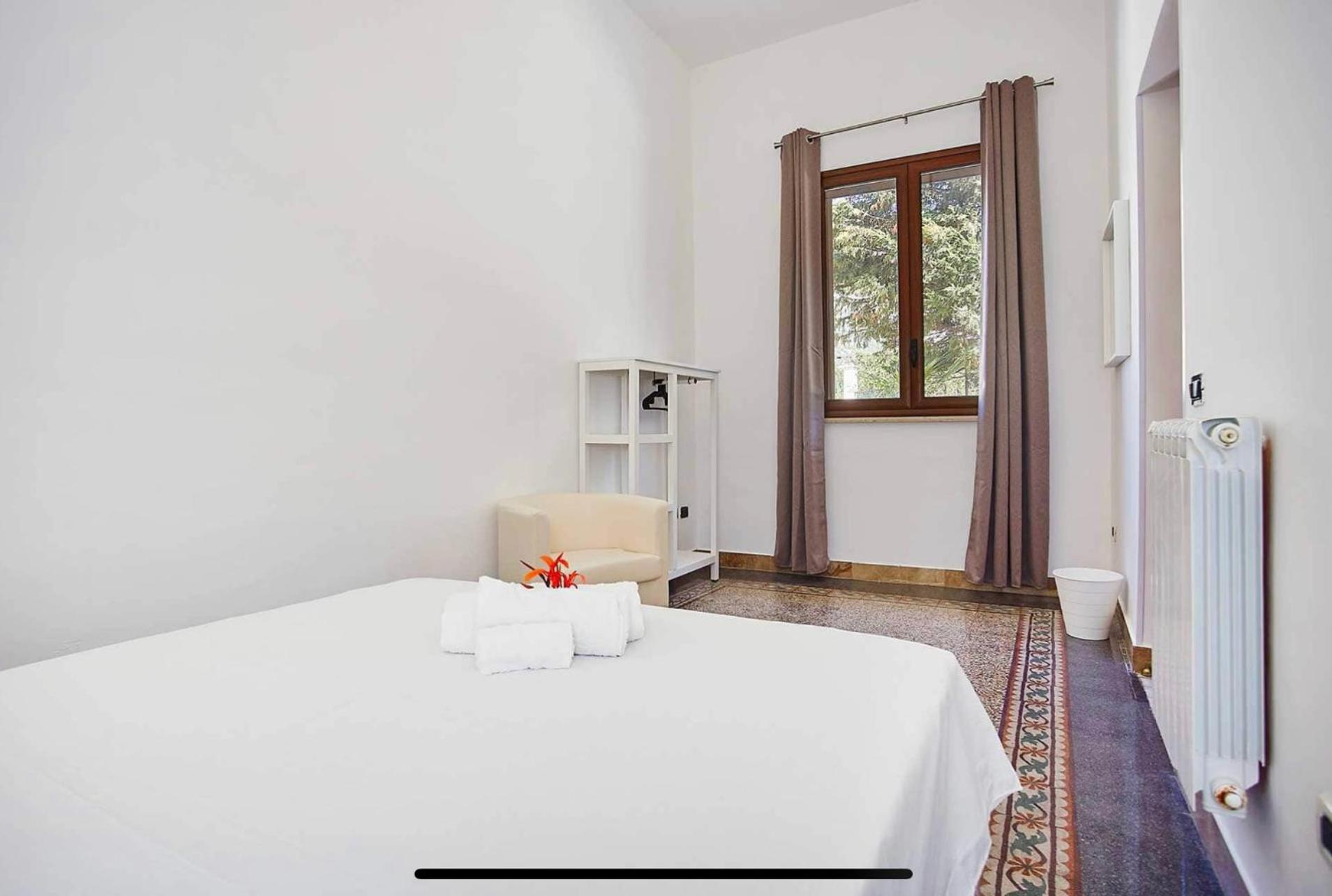 Villa photo 2