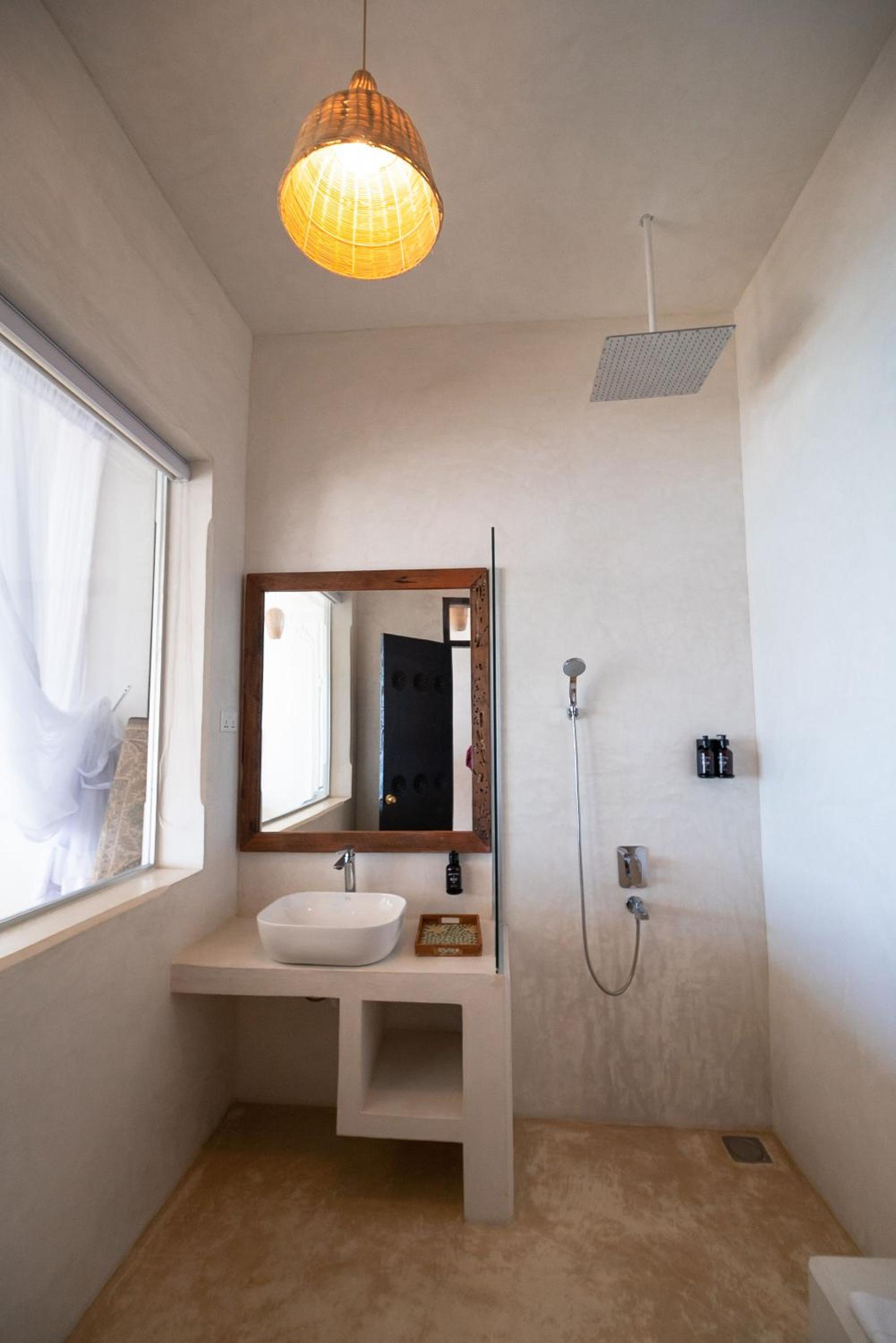 Executive Double Ocean Front  - Photo 8