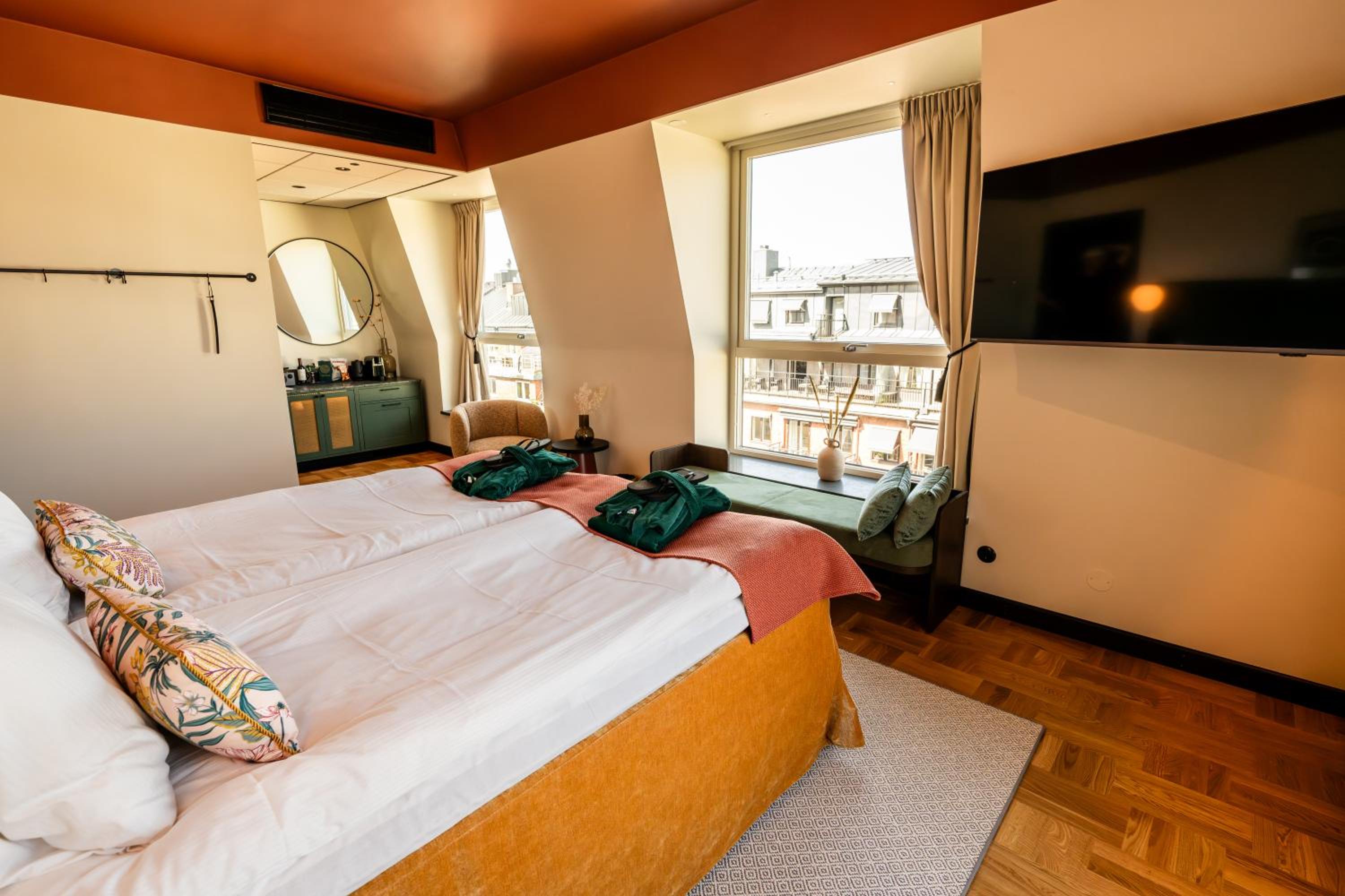 Standard Double Room - Photo 1