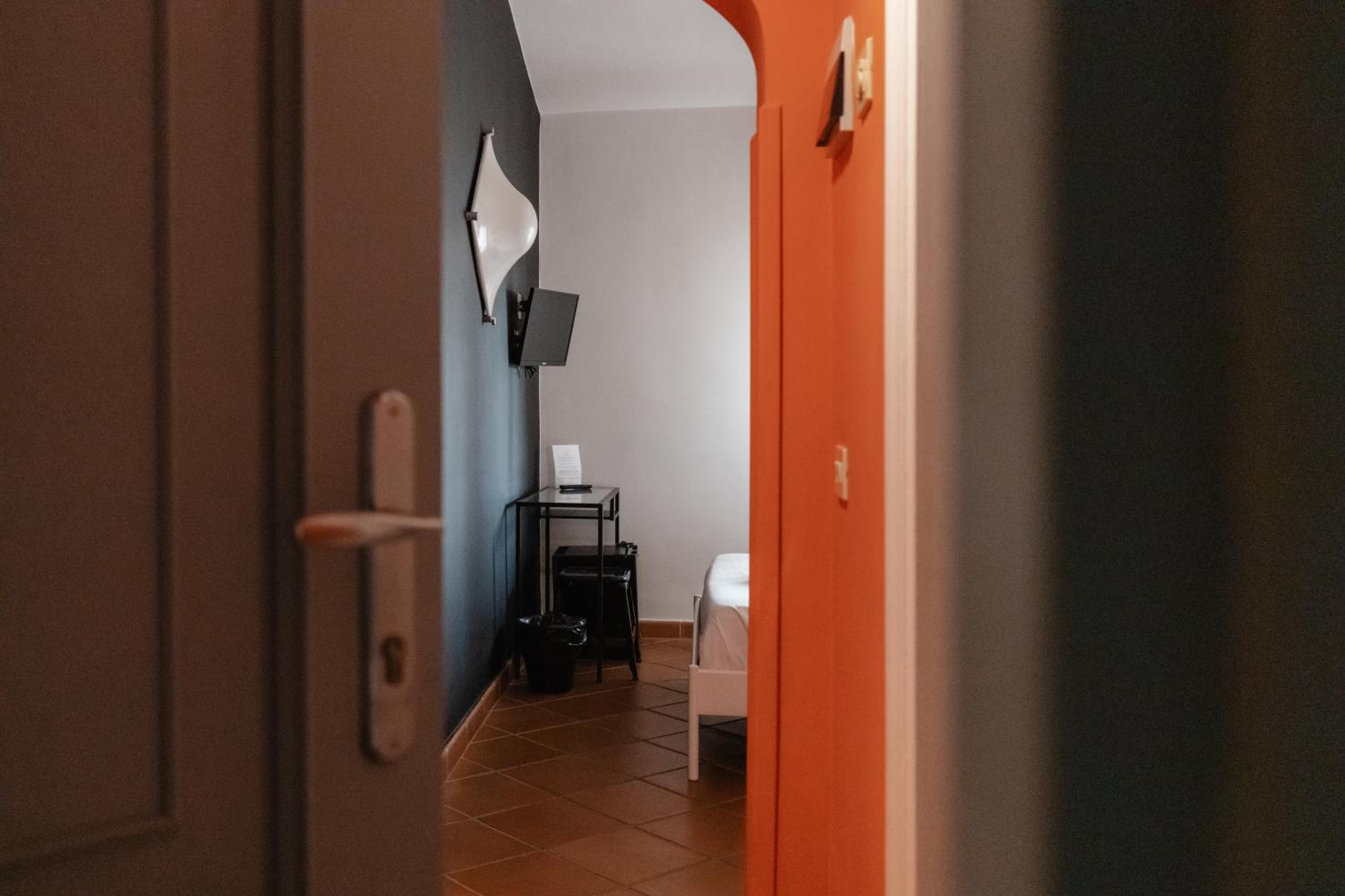 Small Double Room photo 2