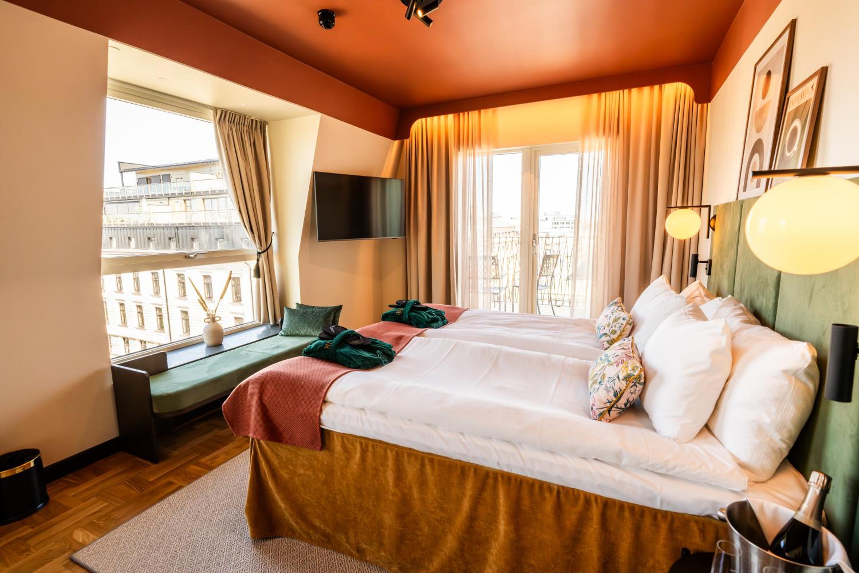 Superior Double Room with Balcony photo 1