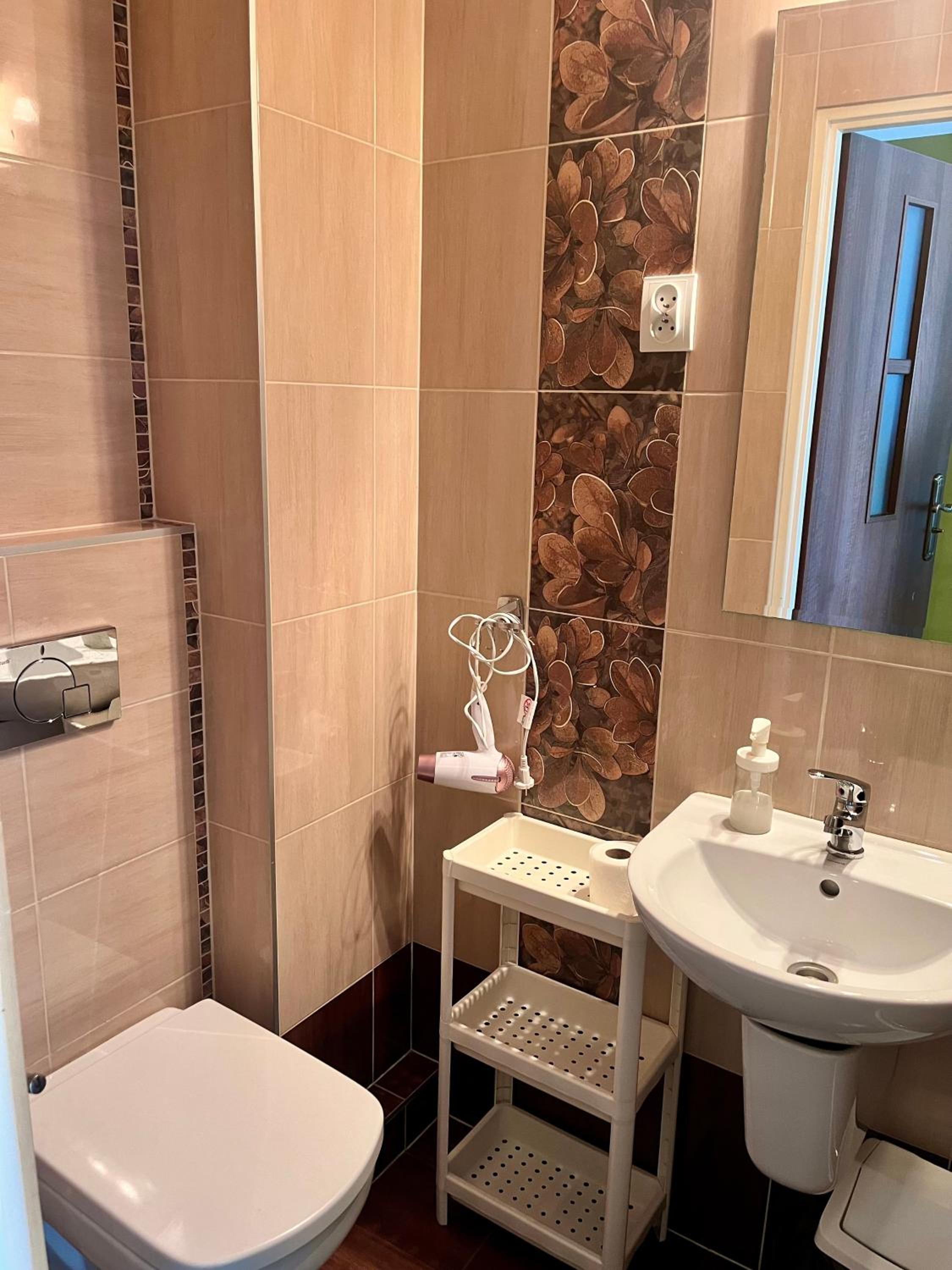 Standard Triple Room - Photo 2