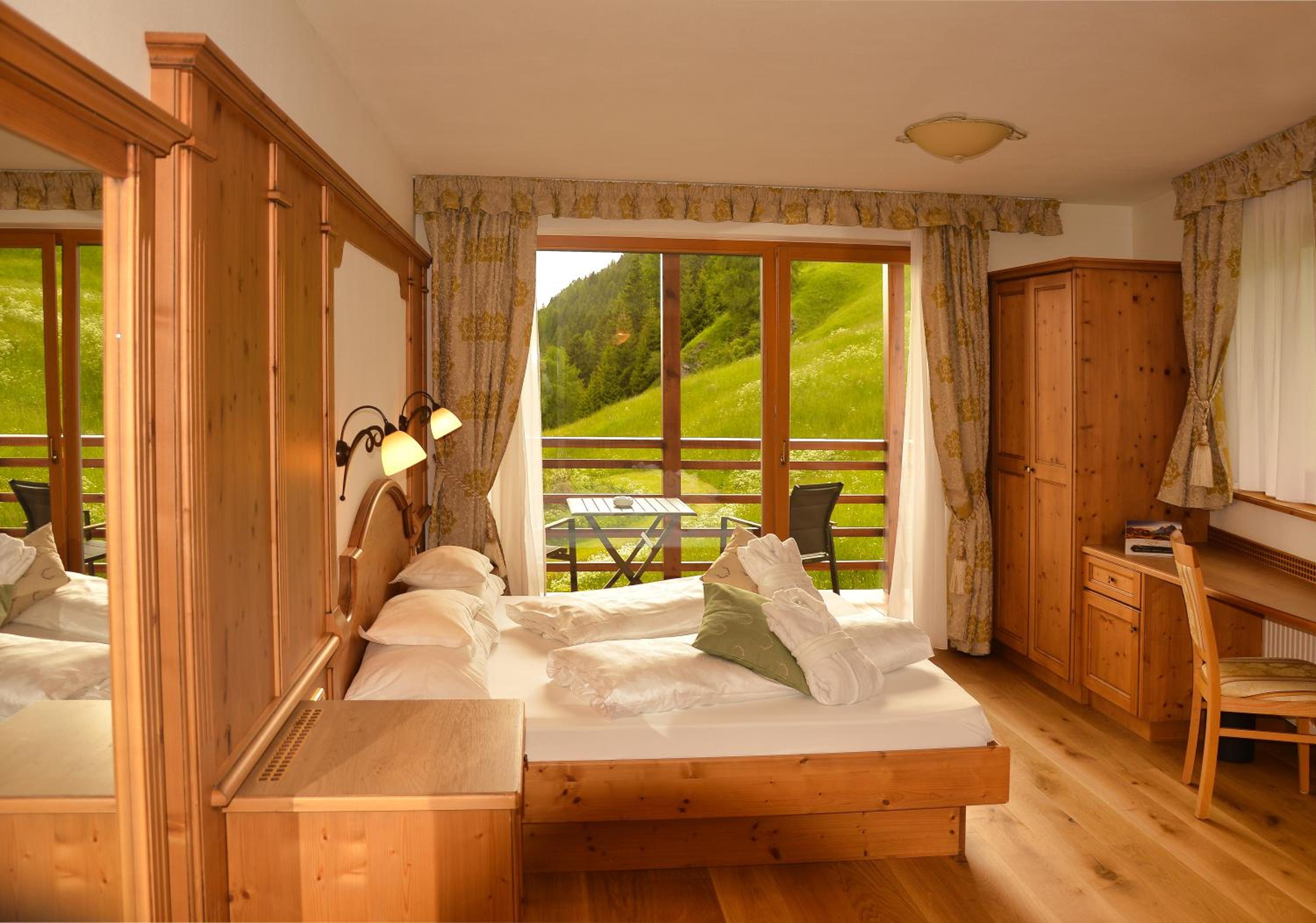 Superior Double Room photo 2