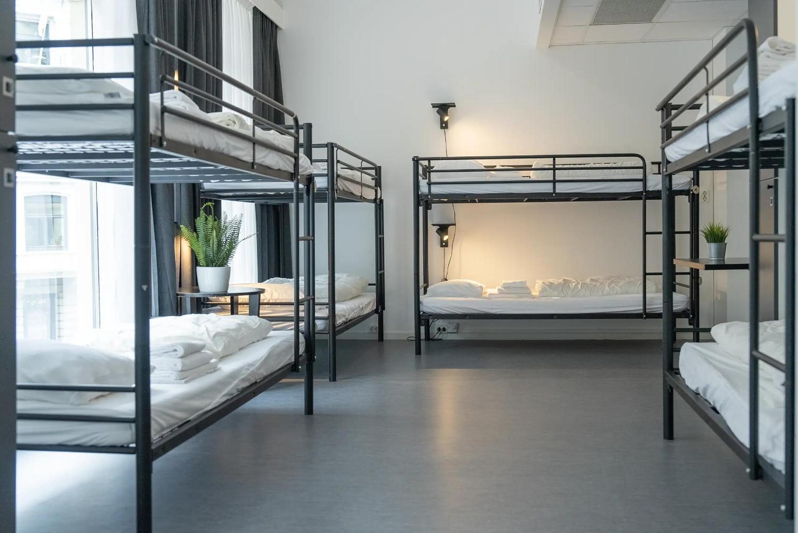 Mixed Dormitory Room