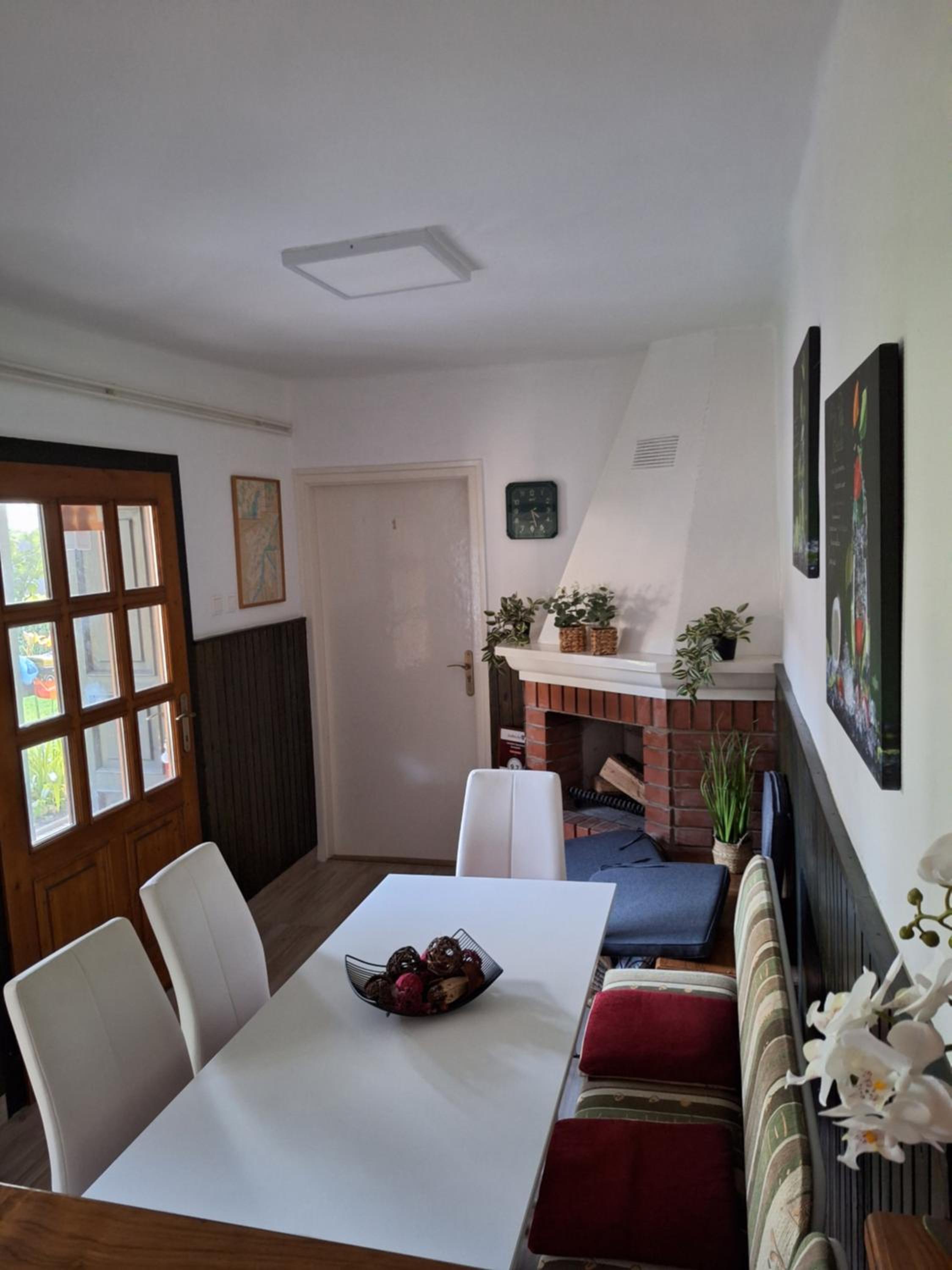 Apartment With Terrace photo 2