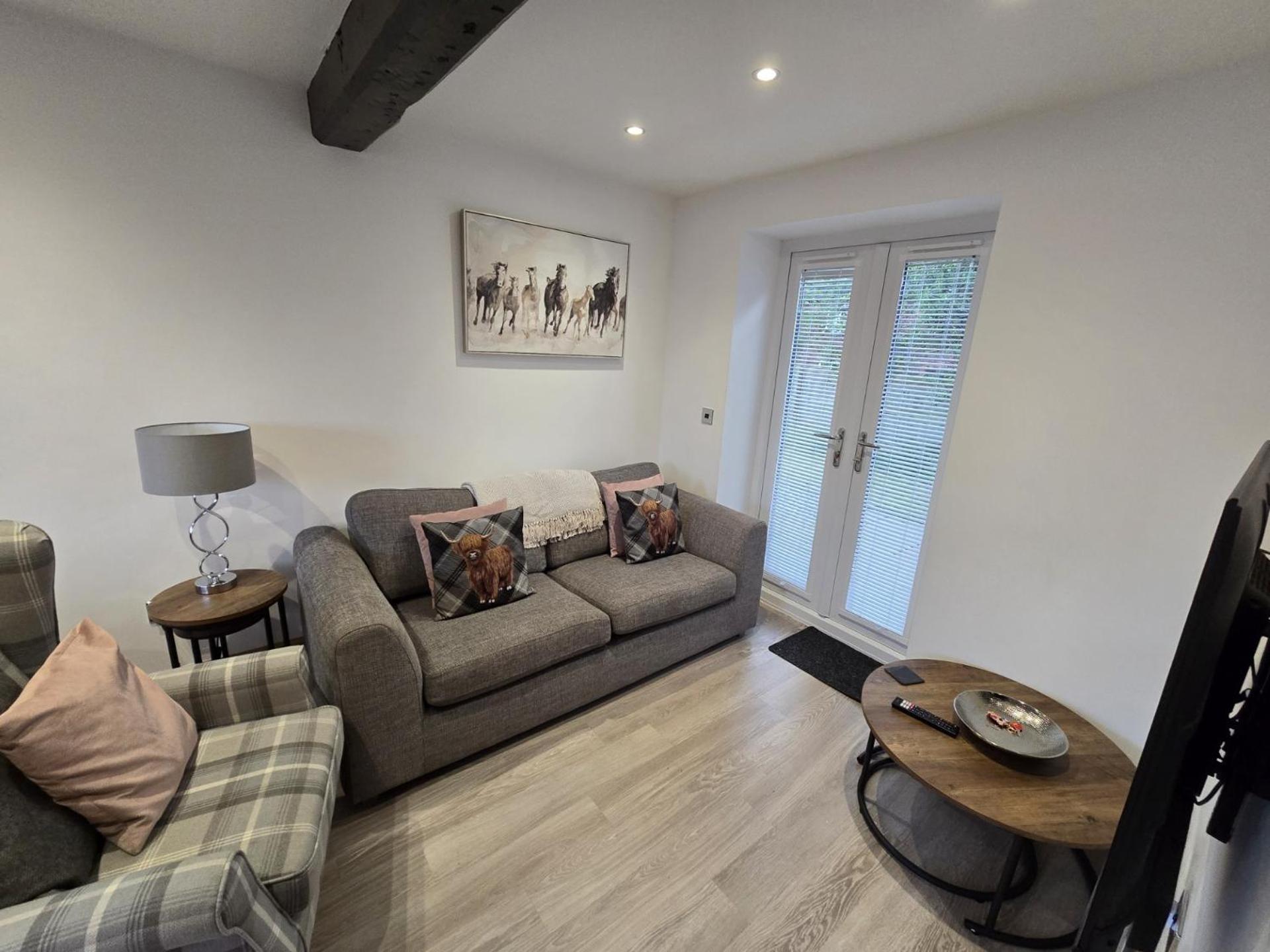 One-Bedroom House photo 3