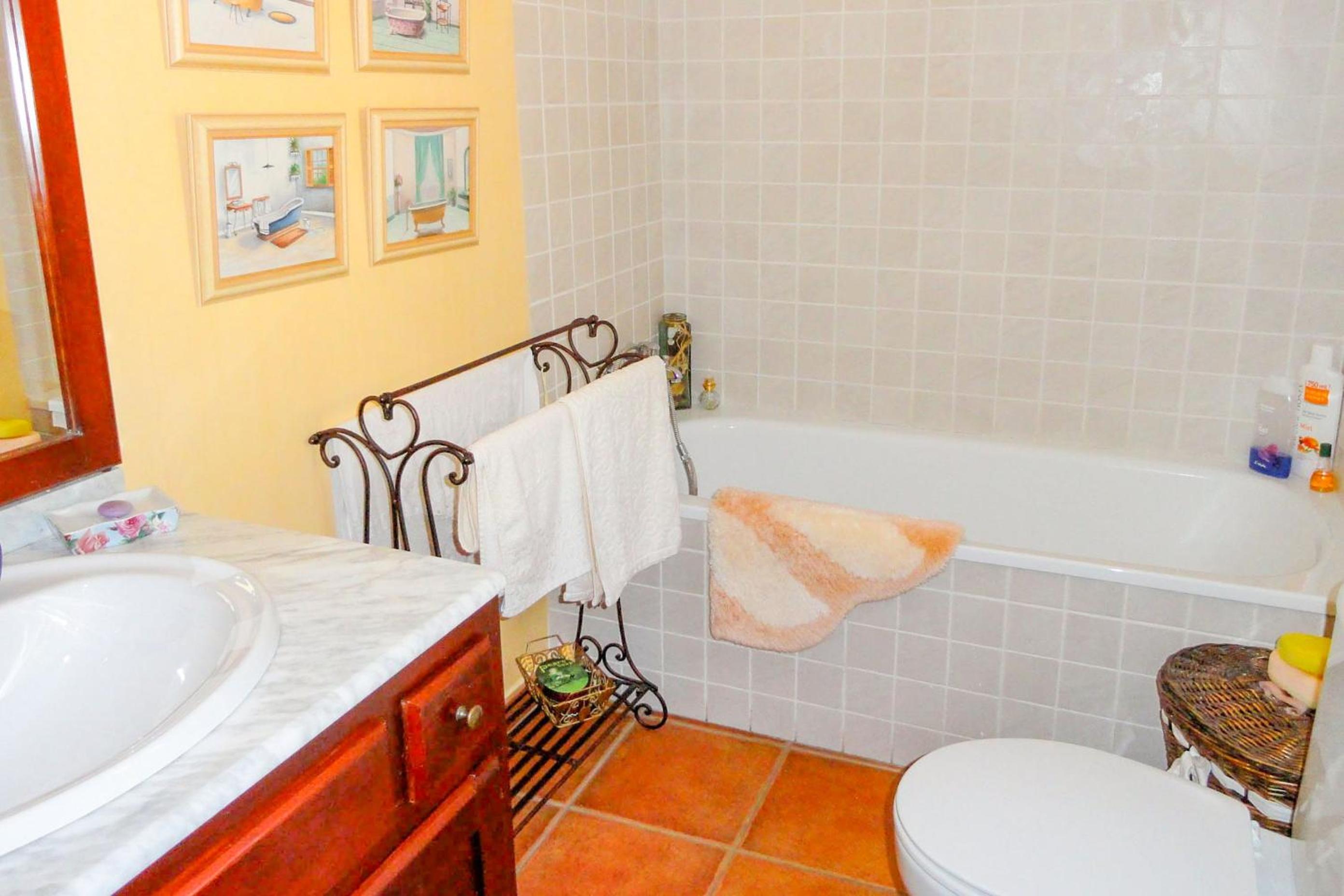Two-Bedroom Villa photo 3