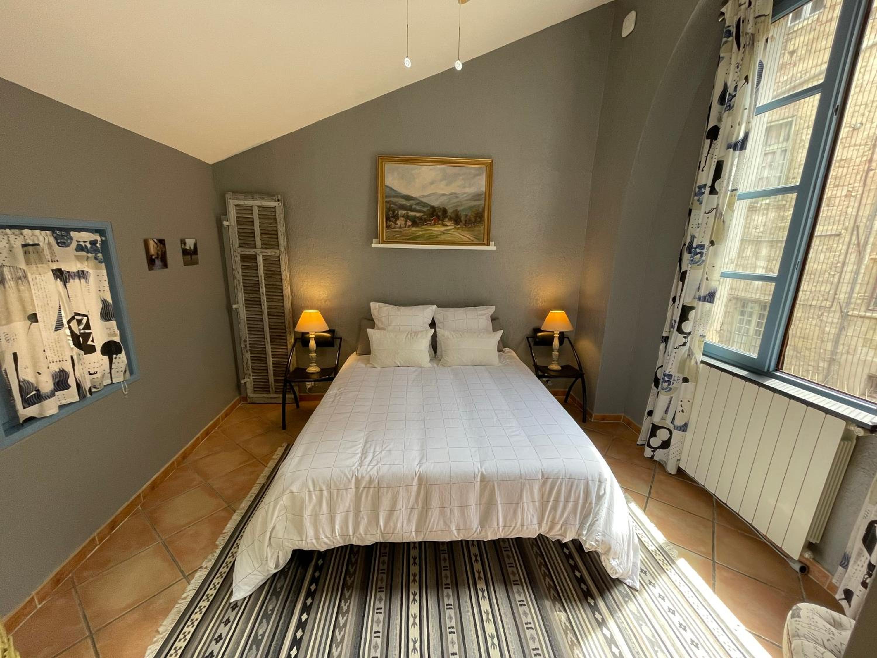 Apartment - Split Level