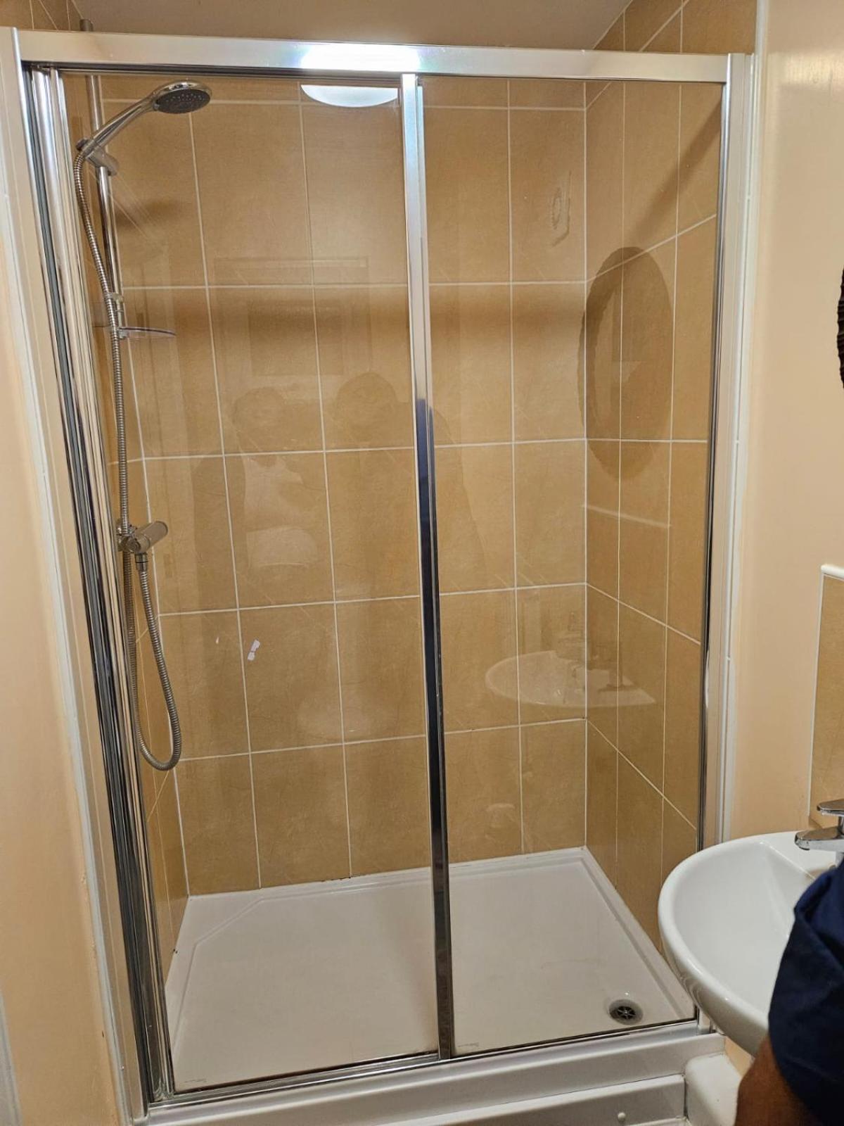 Double Room with Private Bathroom photo 3