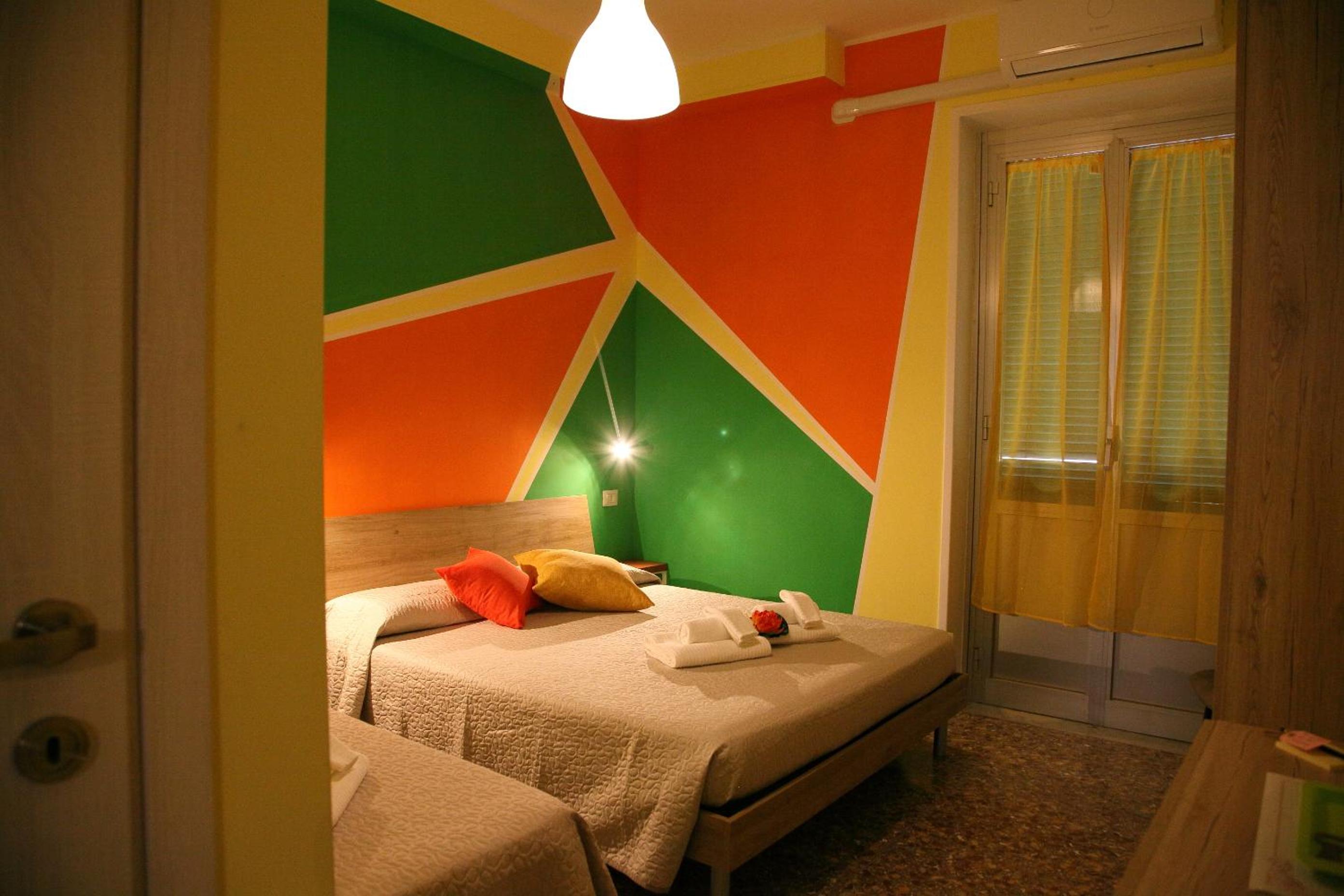 Double Room with Private Bathroom photo 2