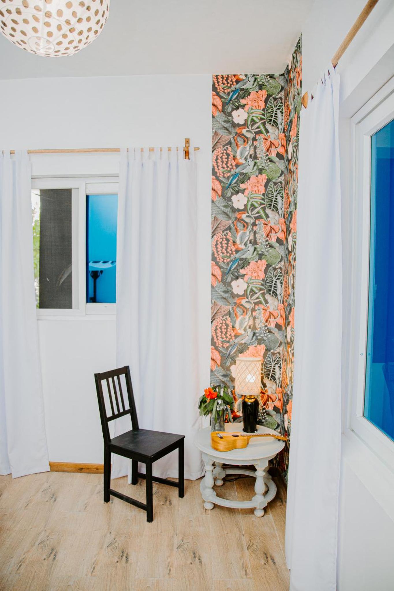 Family Room photo 3