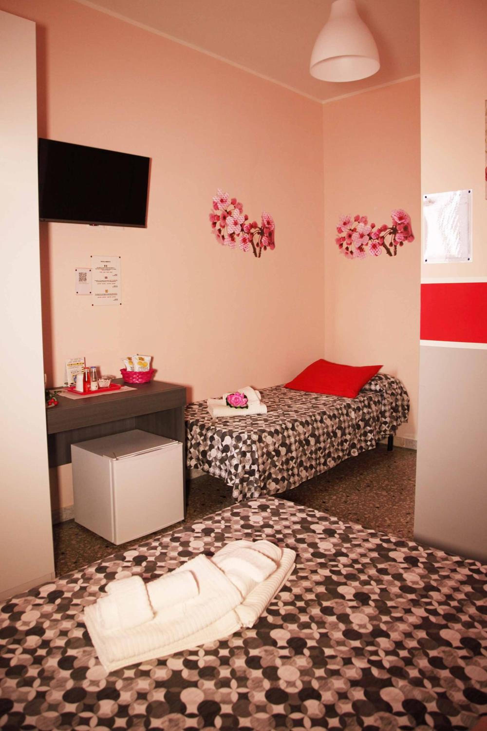 Double Room with Private Bathroom photo 2