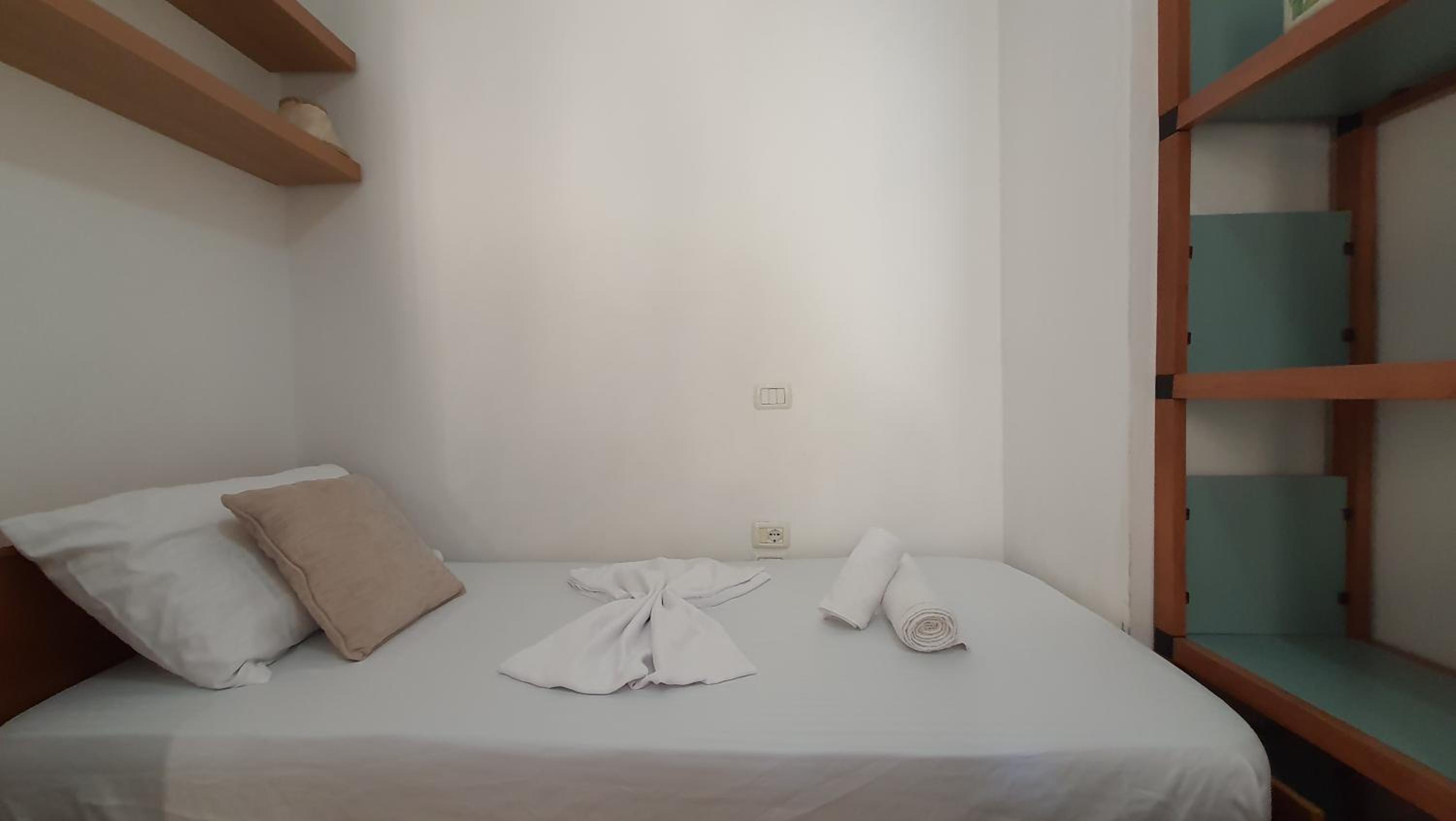 Three-Bedroom Apartment photo 2
