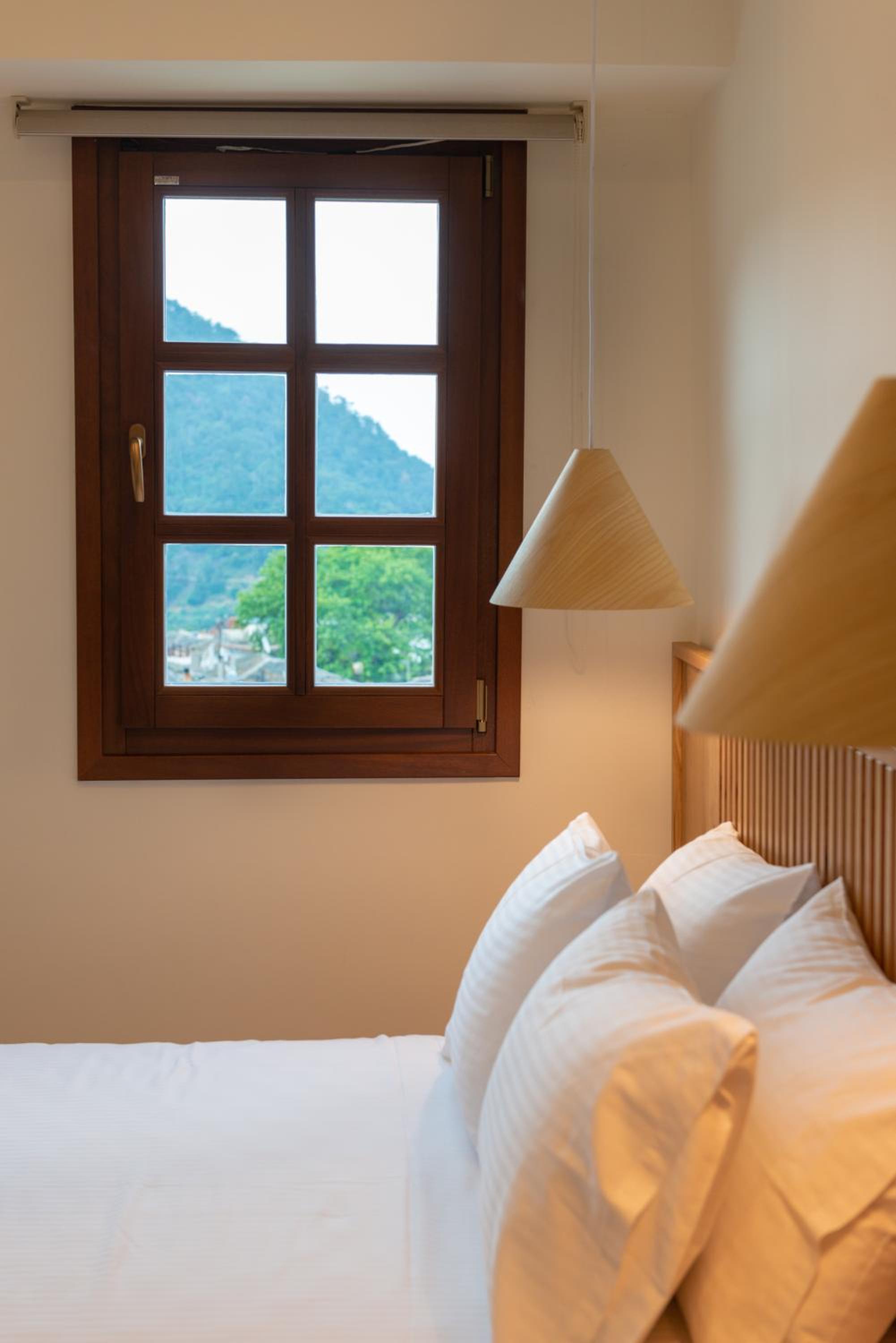 Luxury Triple Room photo 2