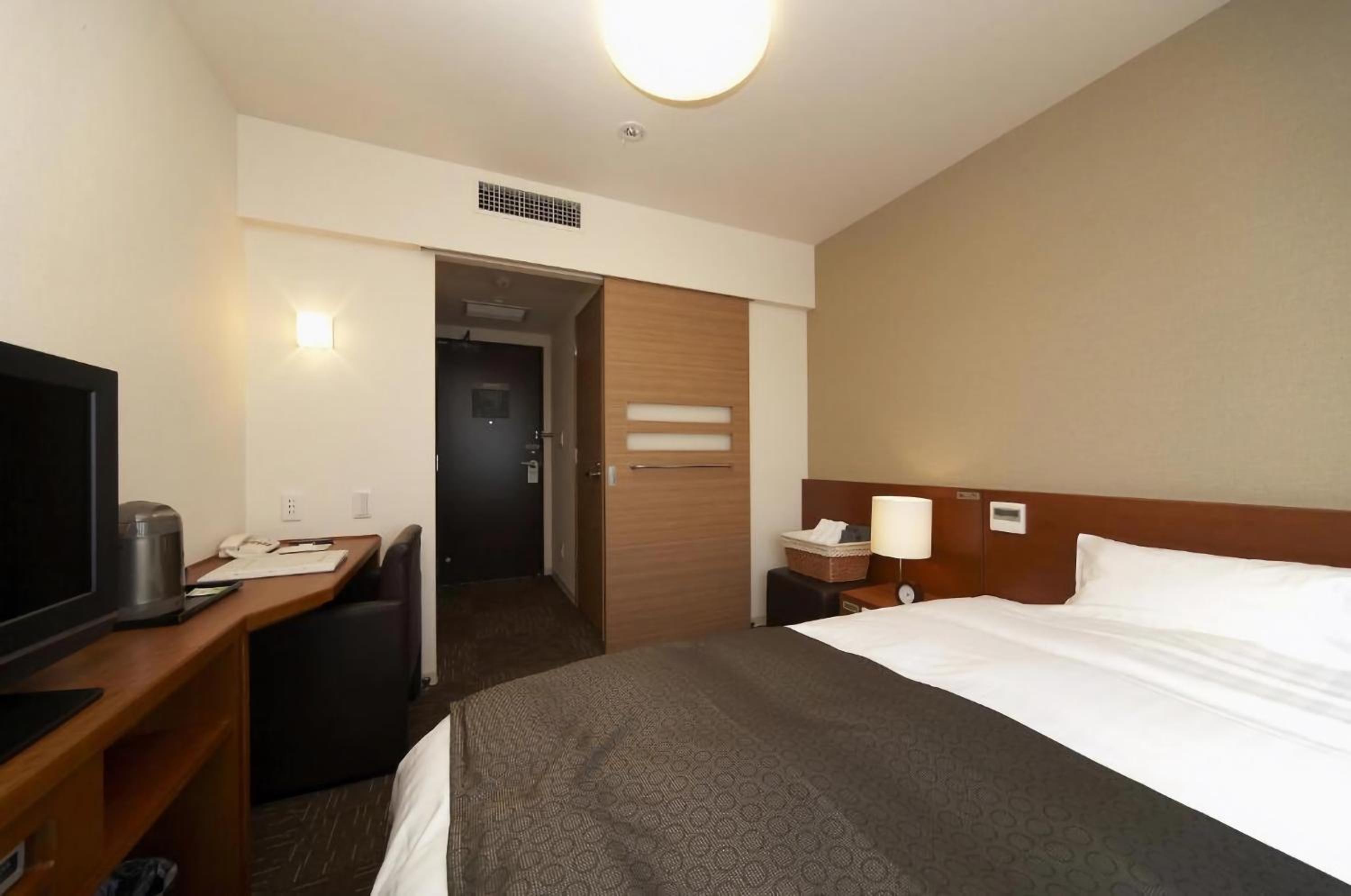 Double Room - Smoking - Photo 5