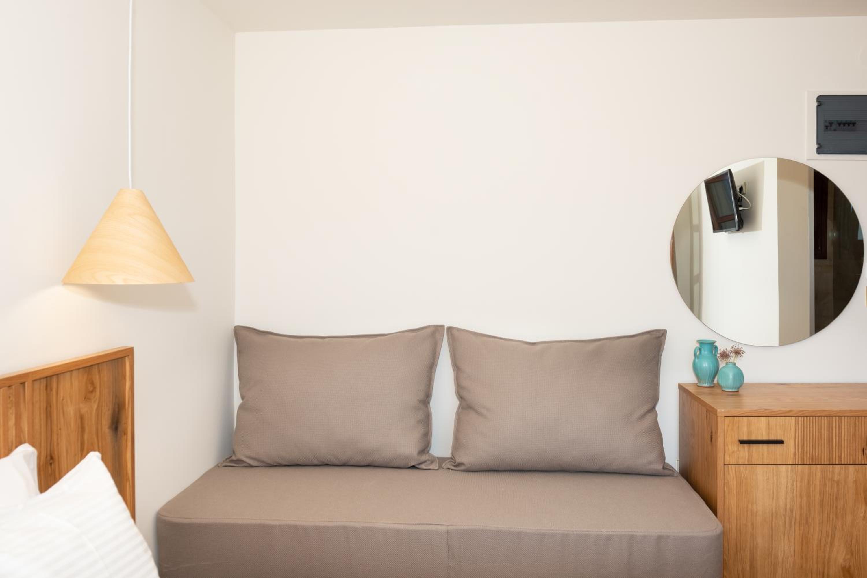 Deluxe Triple Room with Sea View photo 2