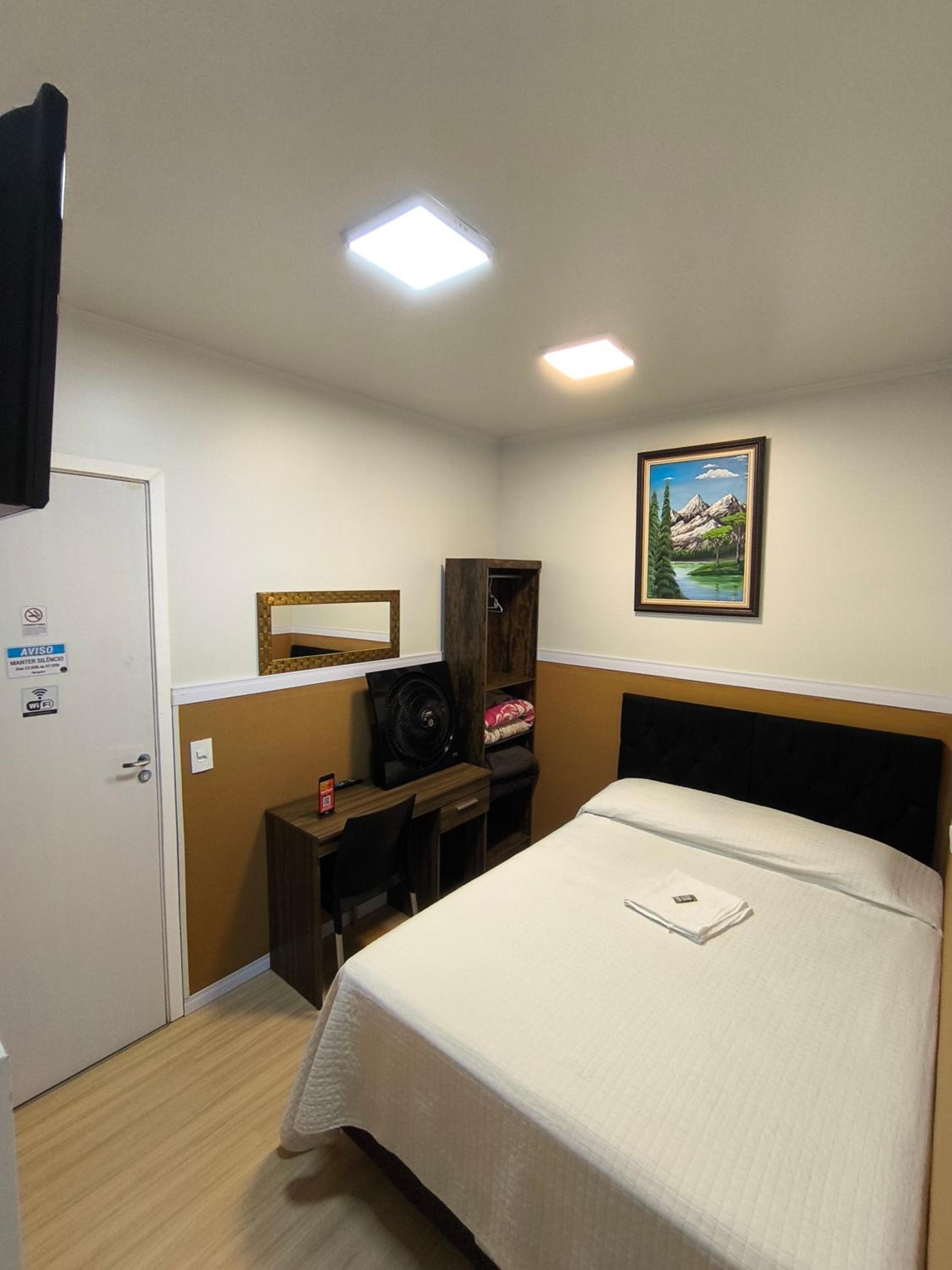 Standard Double Room photo 3
