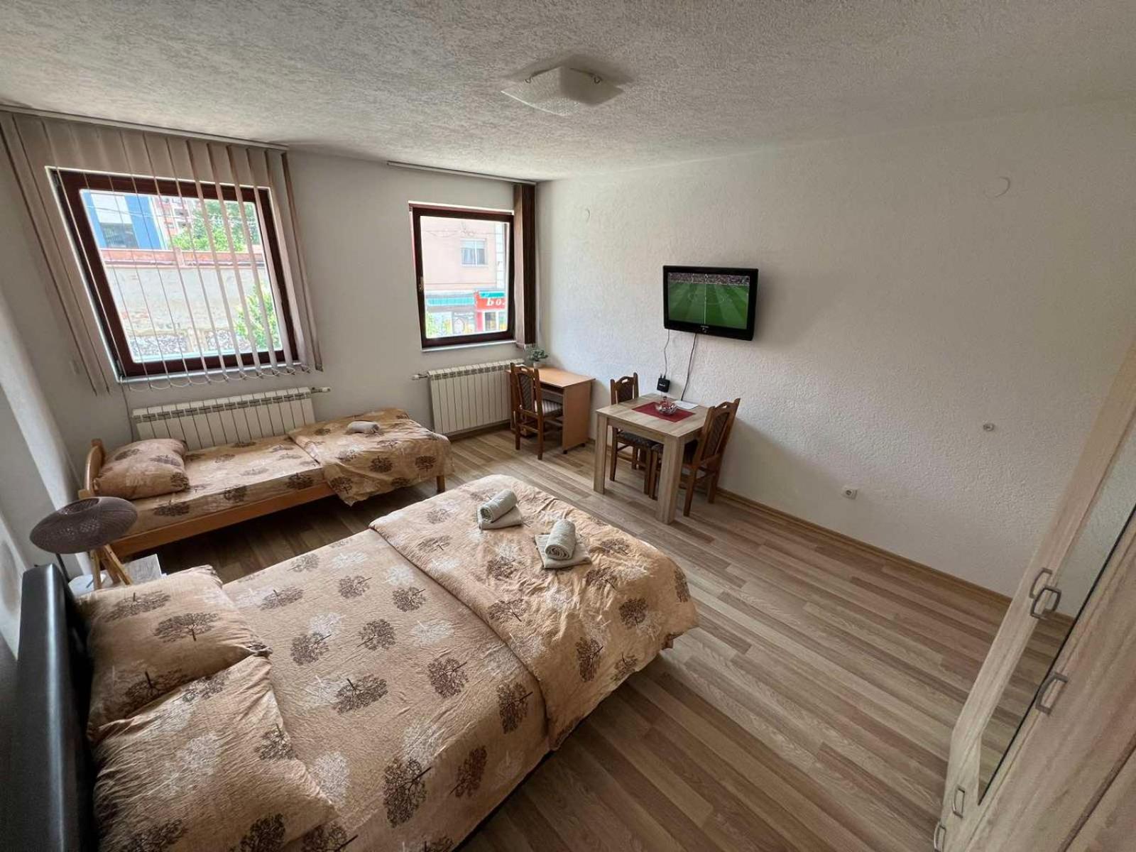 Twin Room with Private External Bathroom
