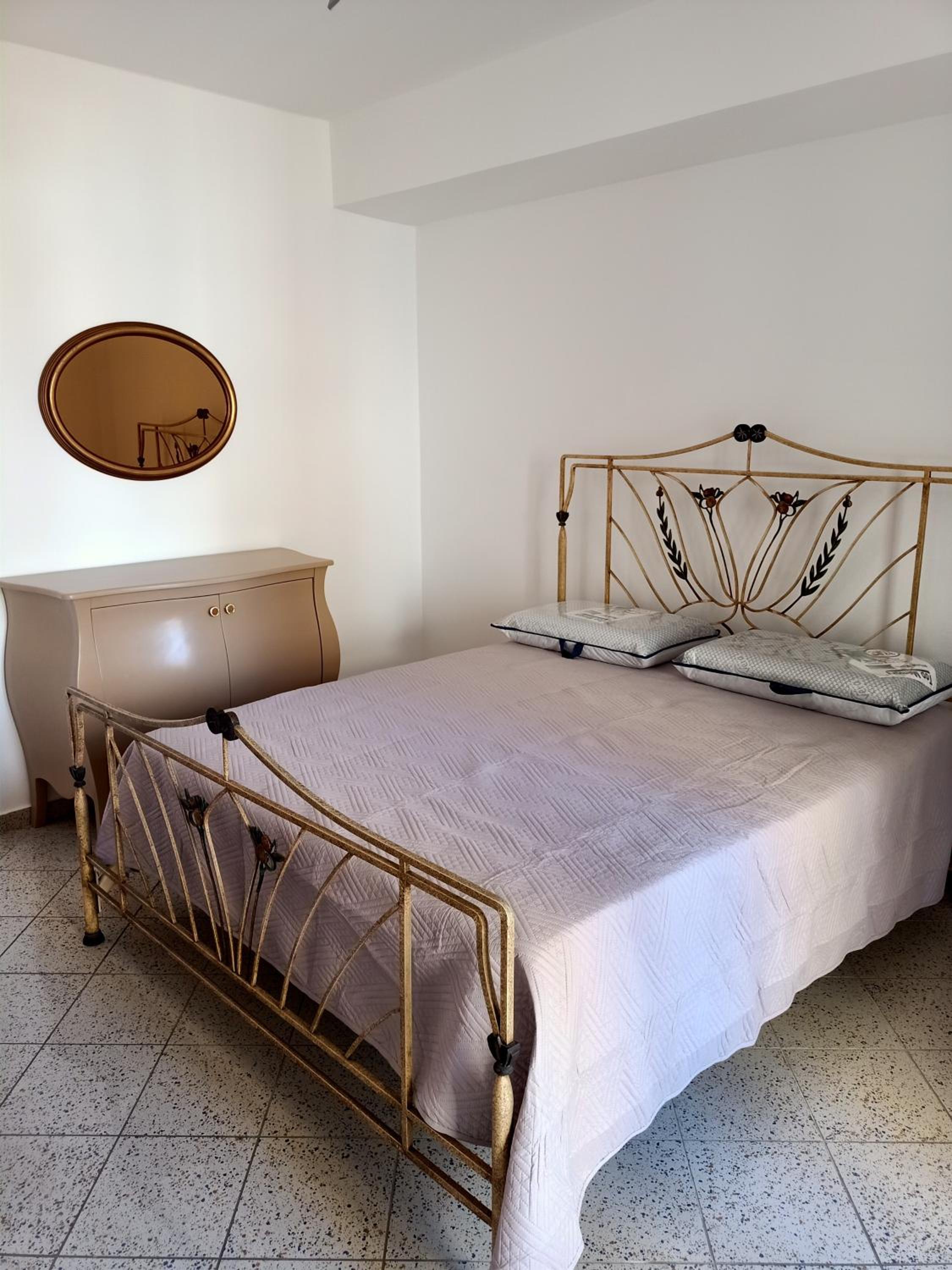 Two-Bedroom Deluxe Apartment with Balcony photo 2