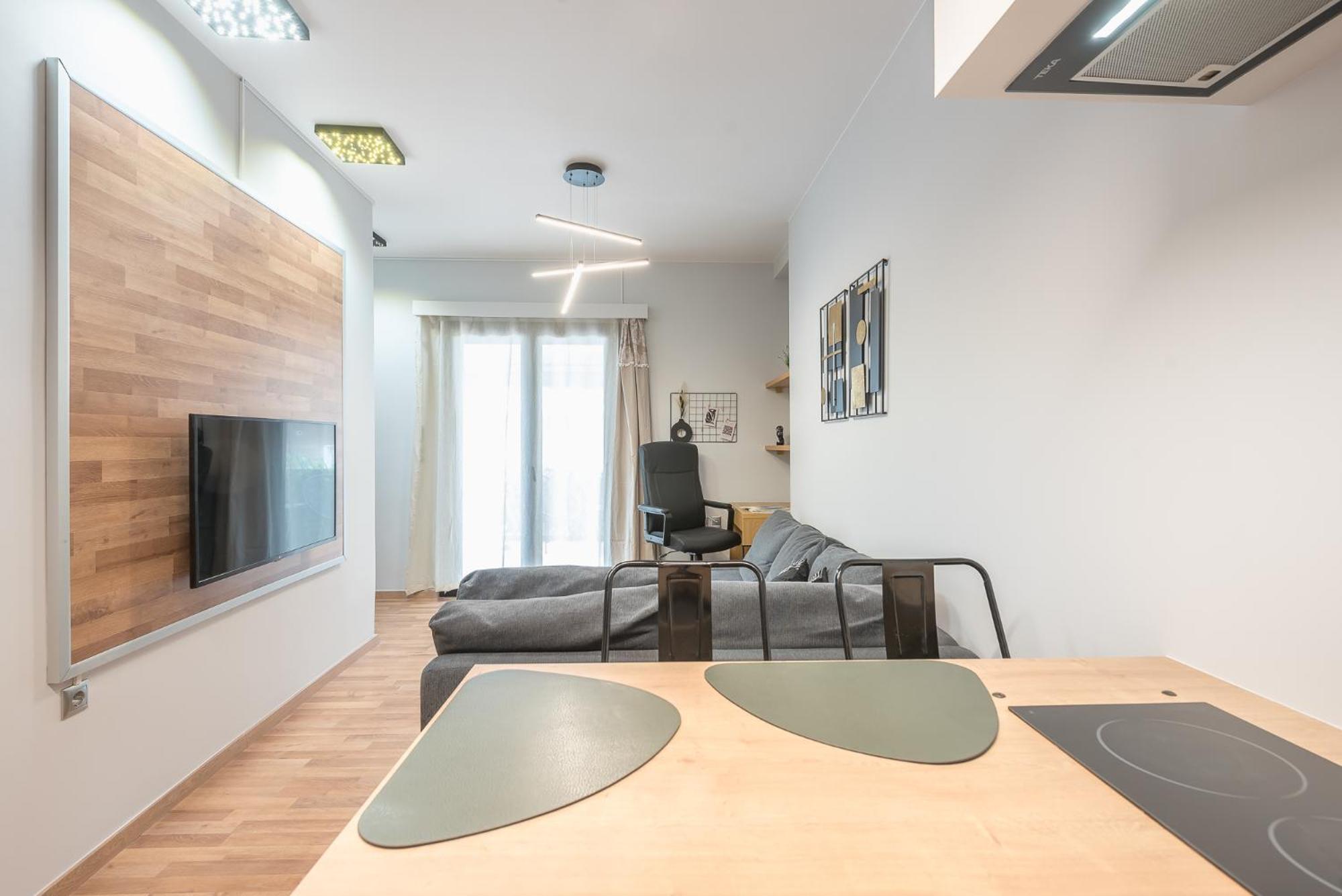 One-Bedroom Apartment