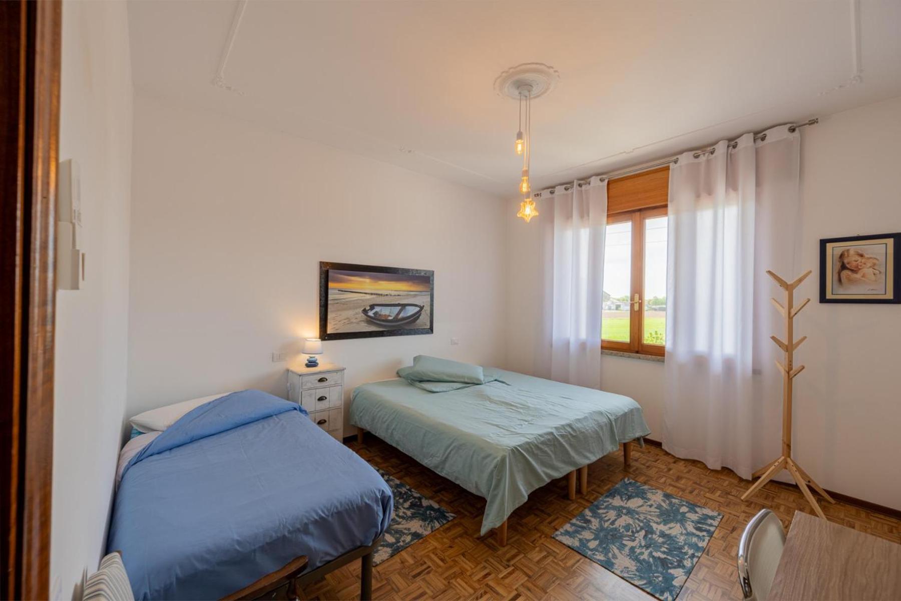 Double or Twin Room - Photo 8
