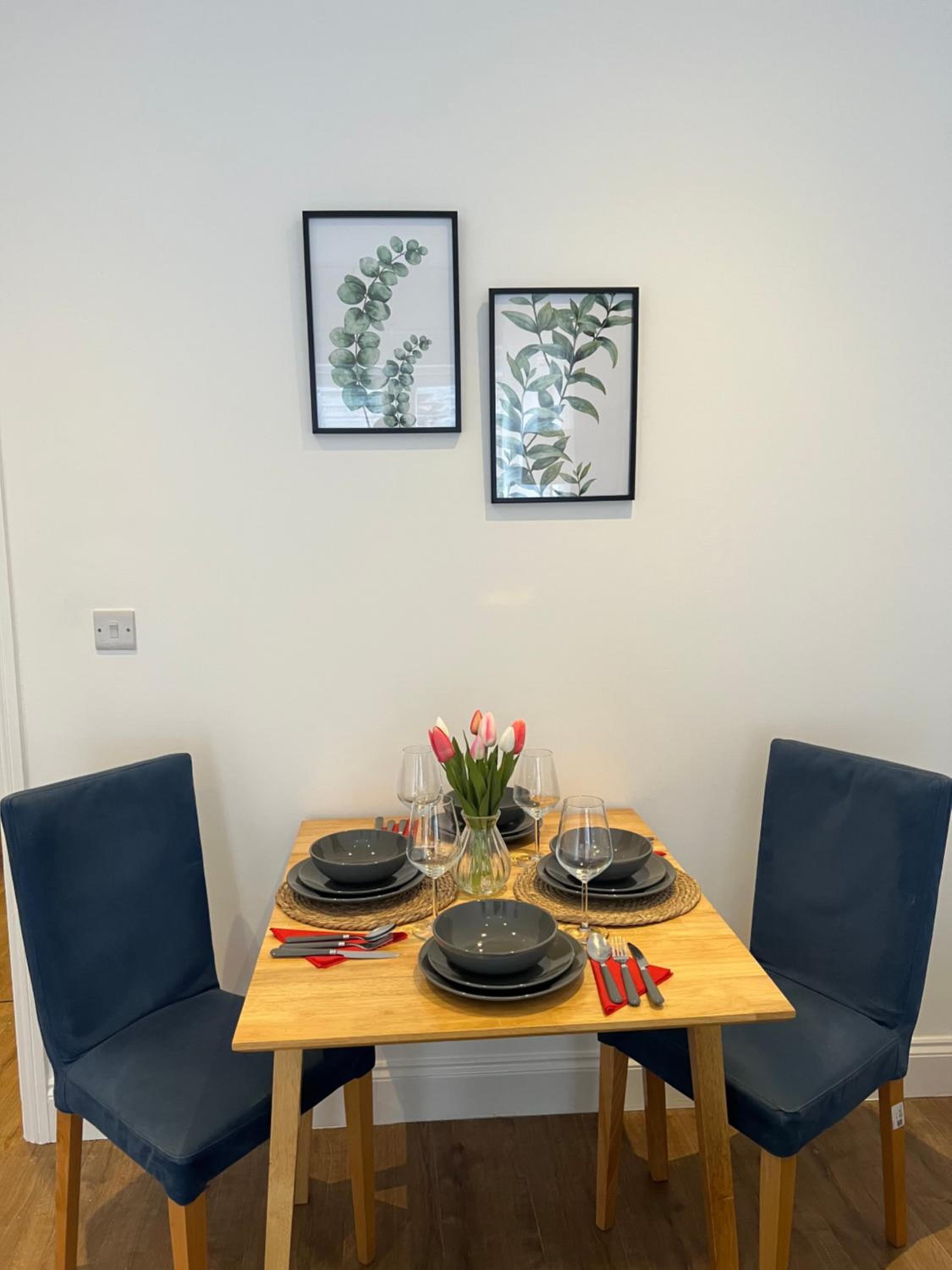 One-Bedroom Apartment with Garden photo 2
