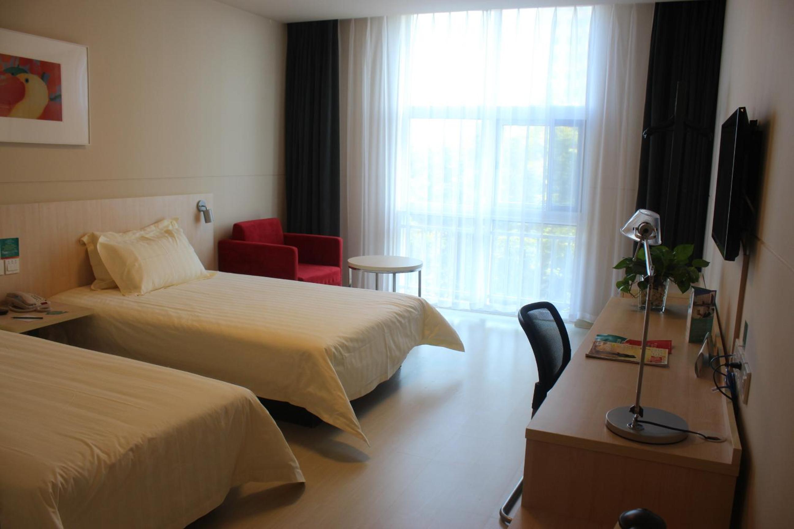 Standard Twin Room B - Photo 32