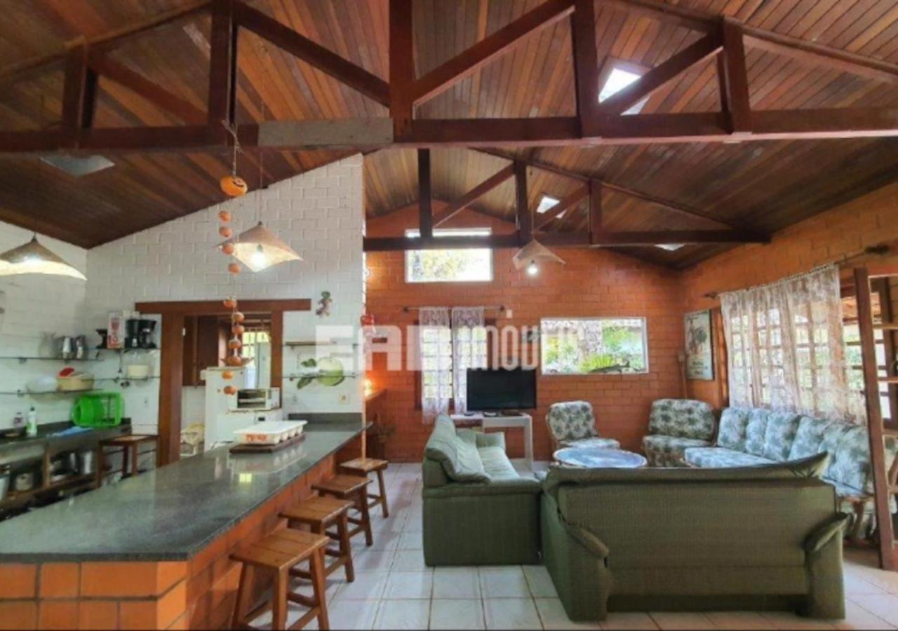 Four-Bedroom House photo 2