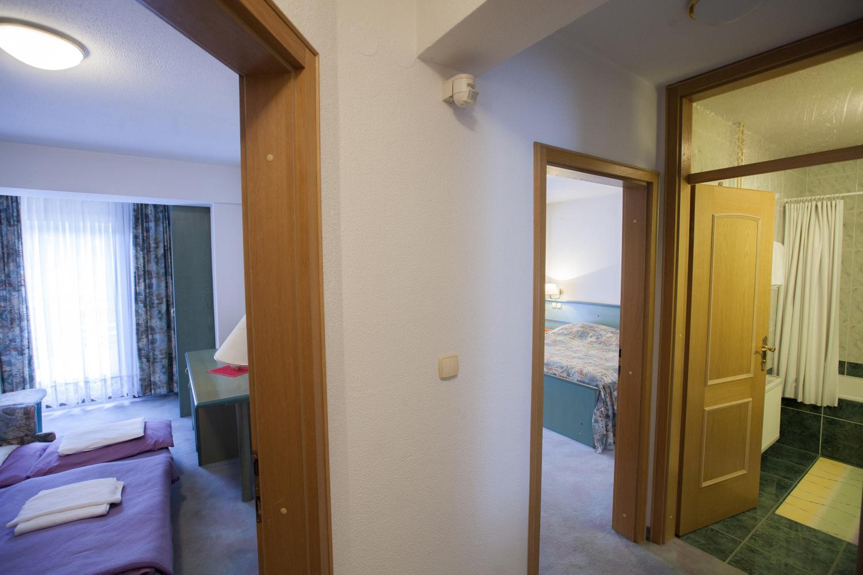 Quadruple Room - Photo 4