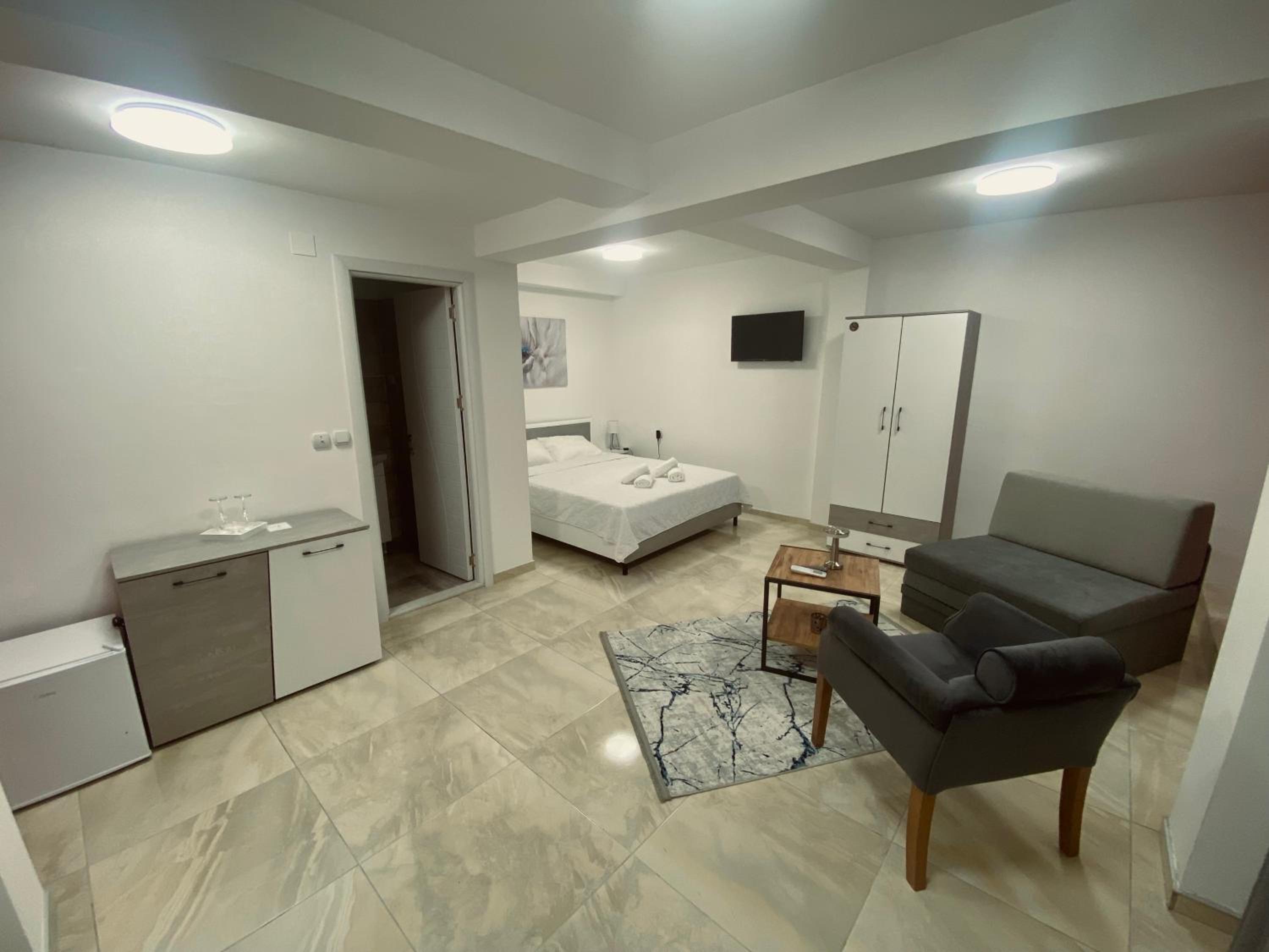 Triple Room with Terrace
