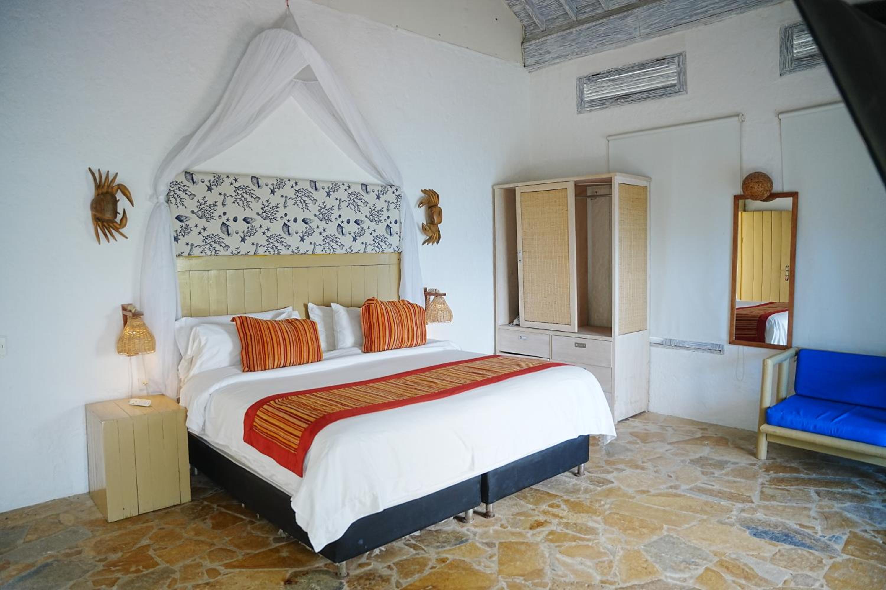 Deluxe Suite with Sea View photo 1