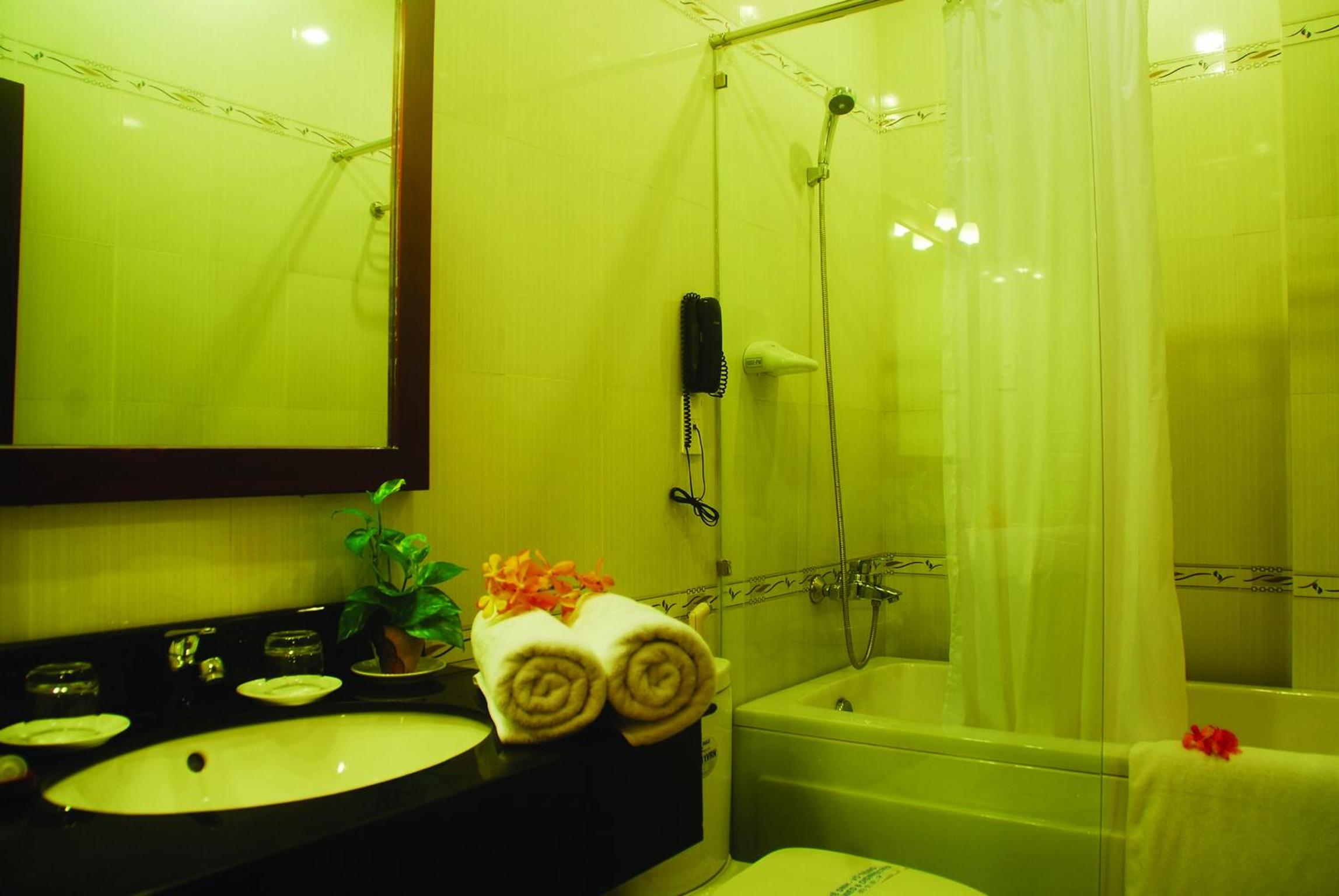 Deluxe Triple Room photo 2