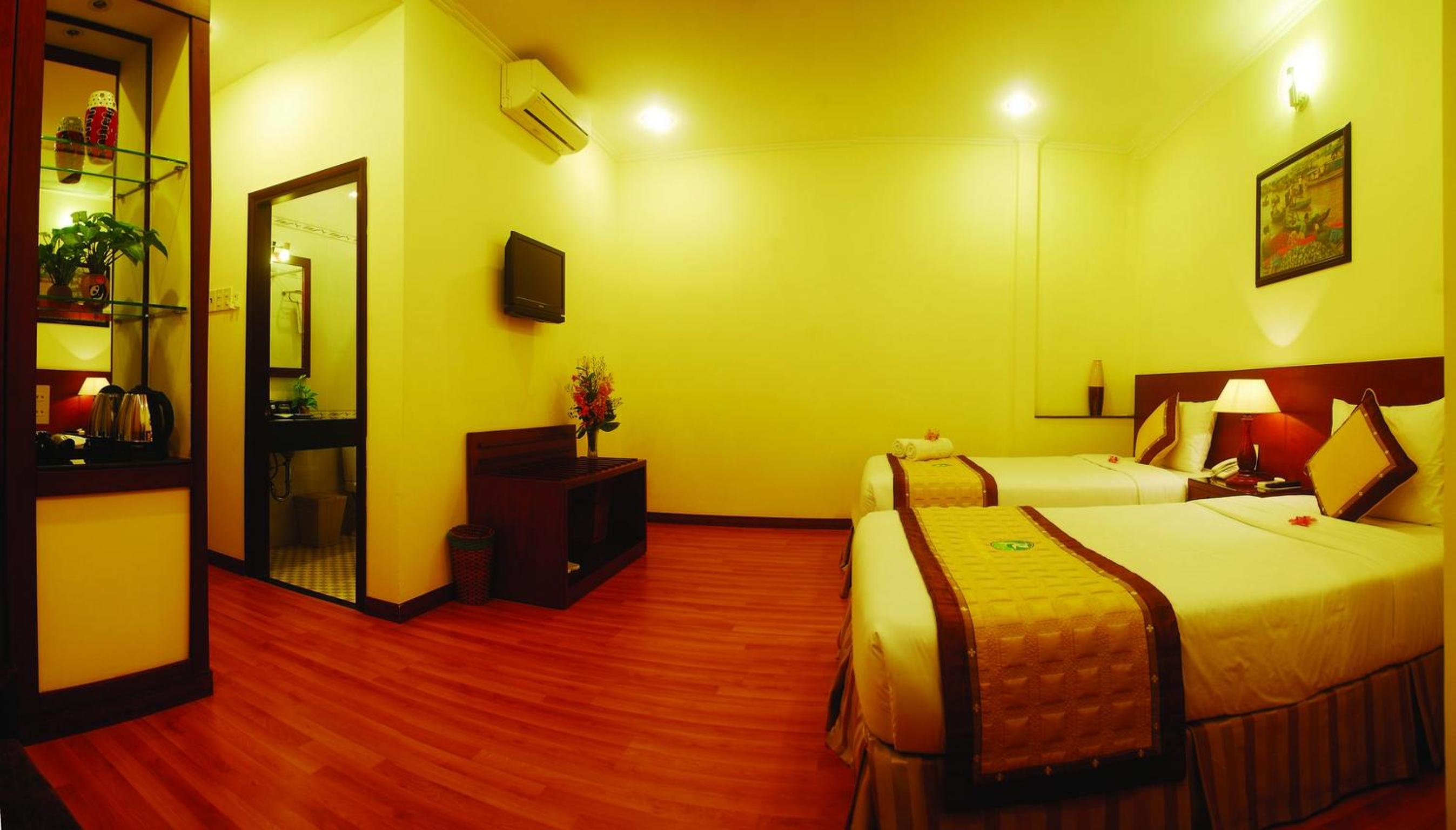 Superior Double or Twin Room photo 3
