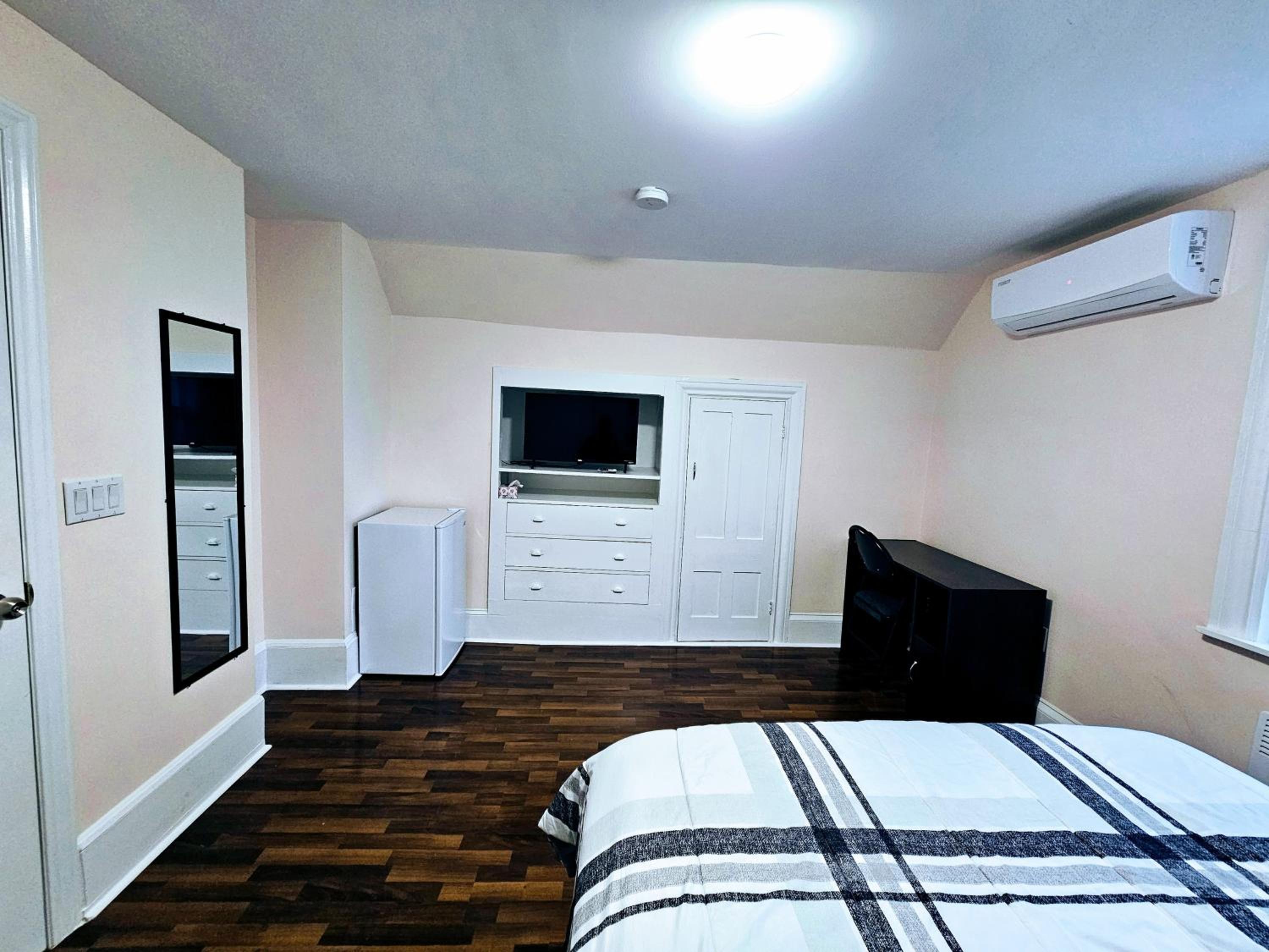 Double Room with Private Bathroom photo 2