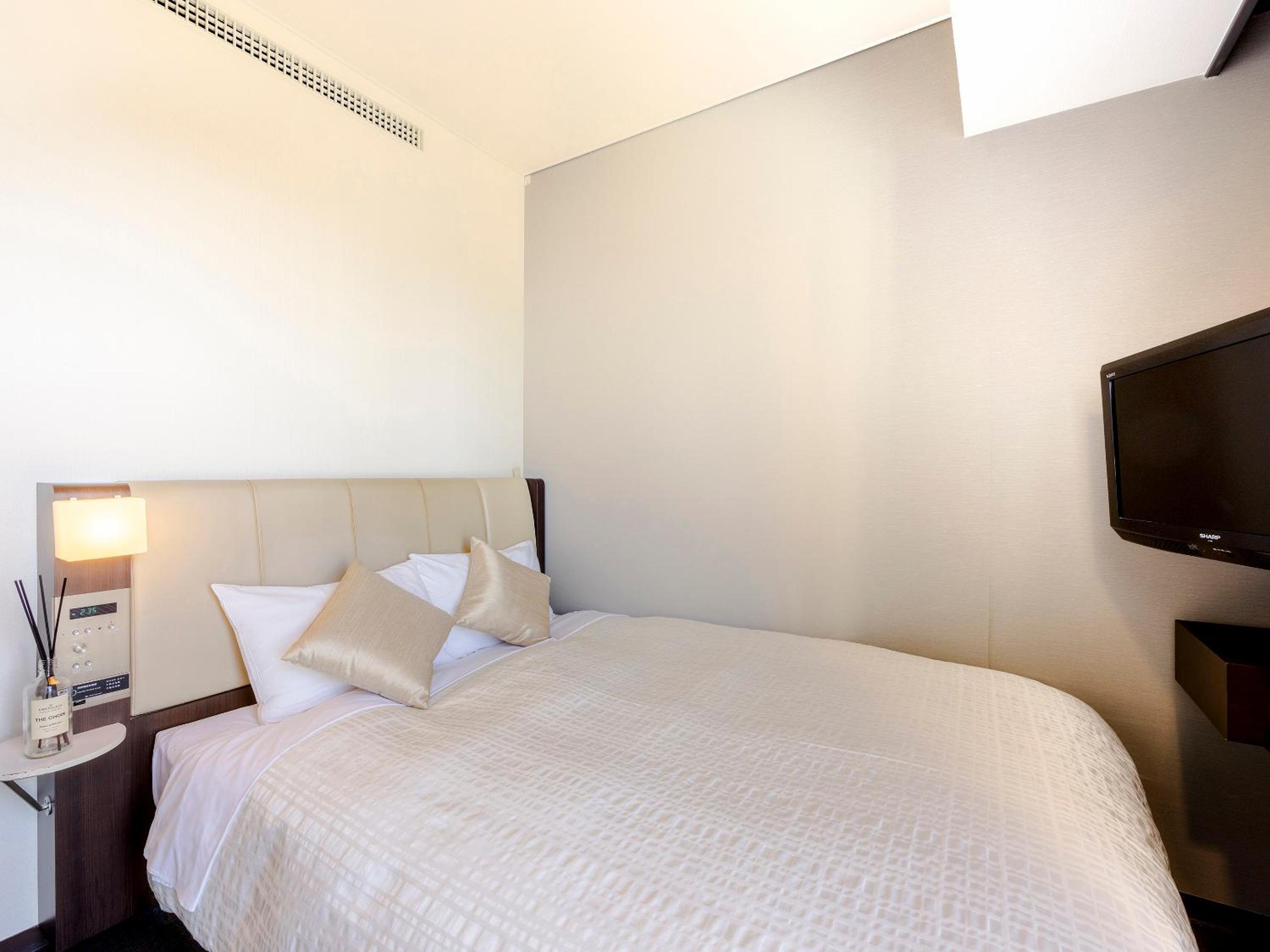 Standard Double Room - Non-Smoking photo 2