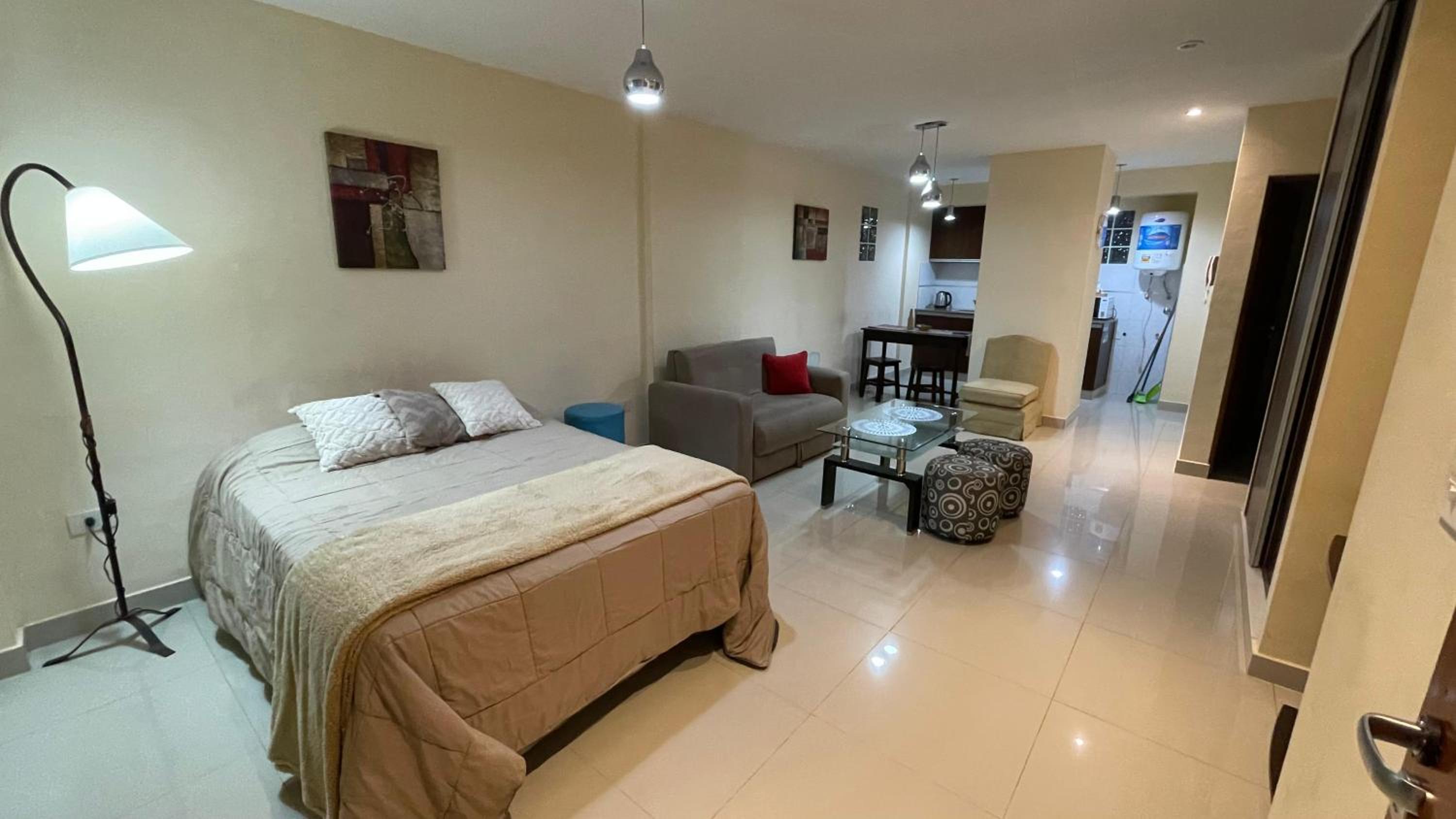 One-Bedroom Apartment