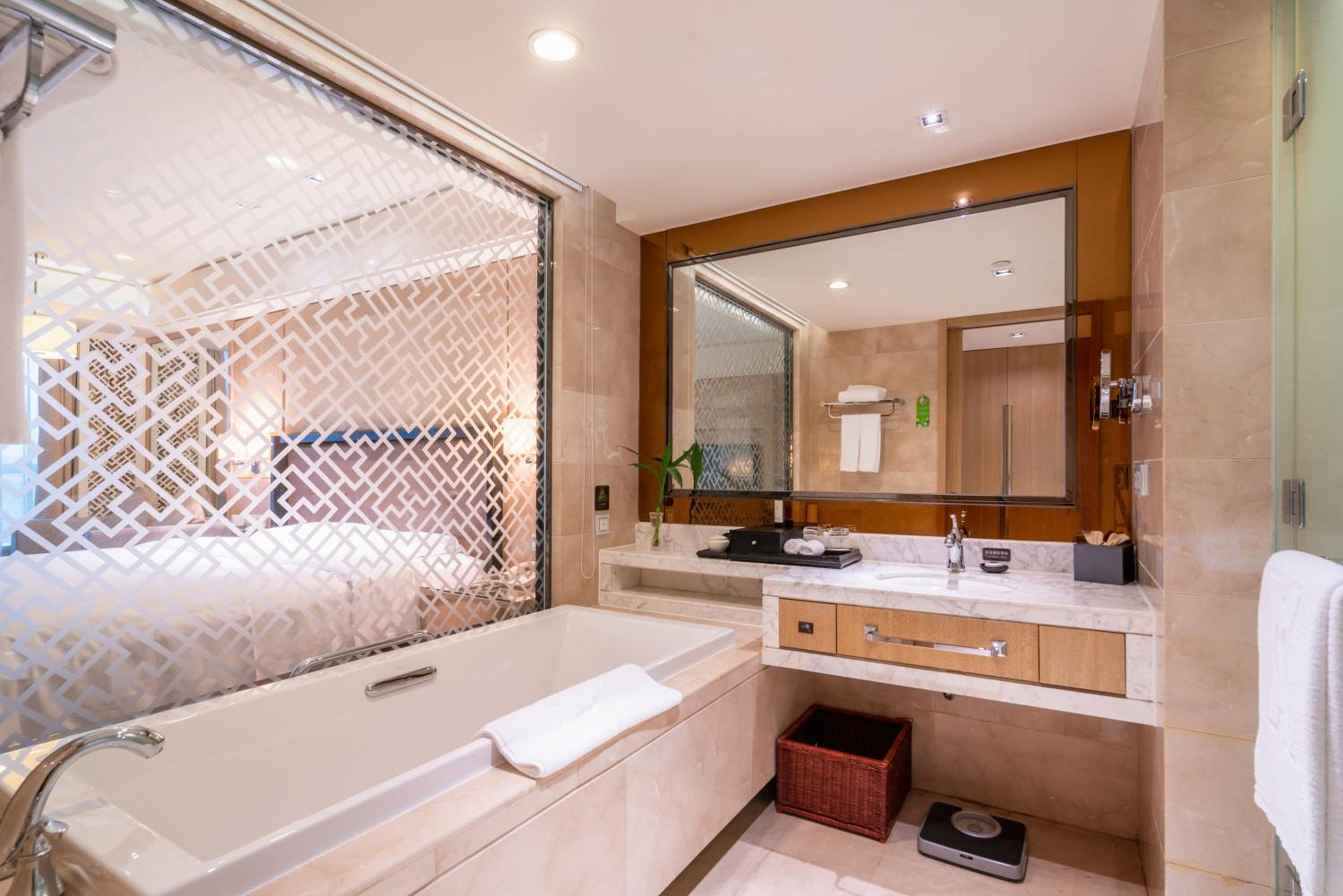 Deluxe Twin Room(Afternoon Tea 1+Hairpin Flower Experience 1)