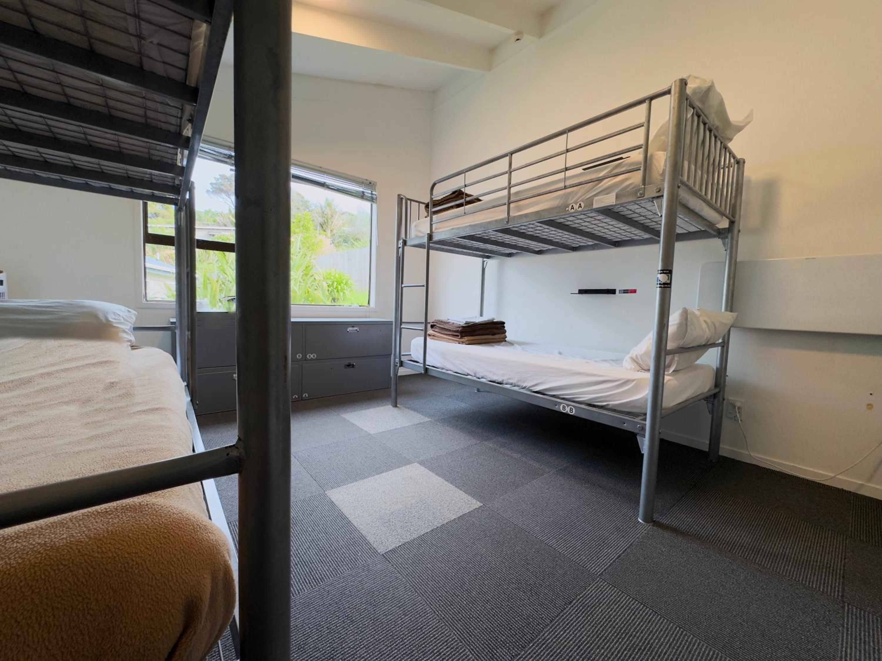 Bed in 4-Bed Mixed Dormitory Room photo 3