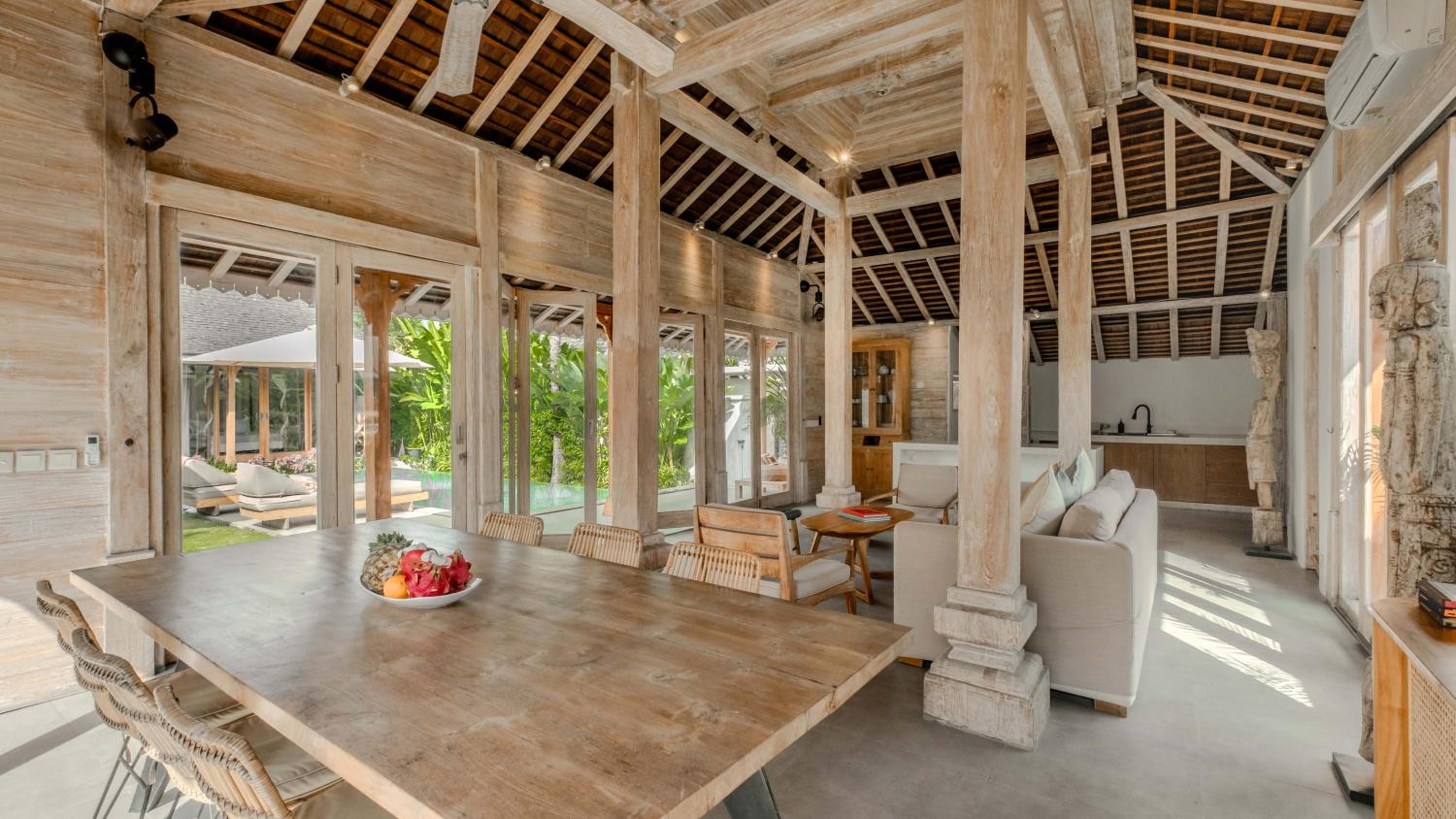 Villa with Private Pool photo 3