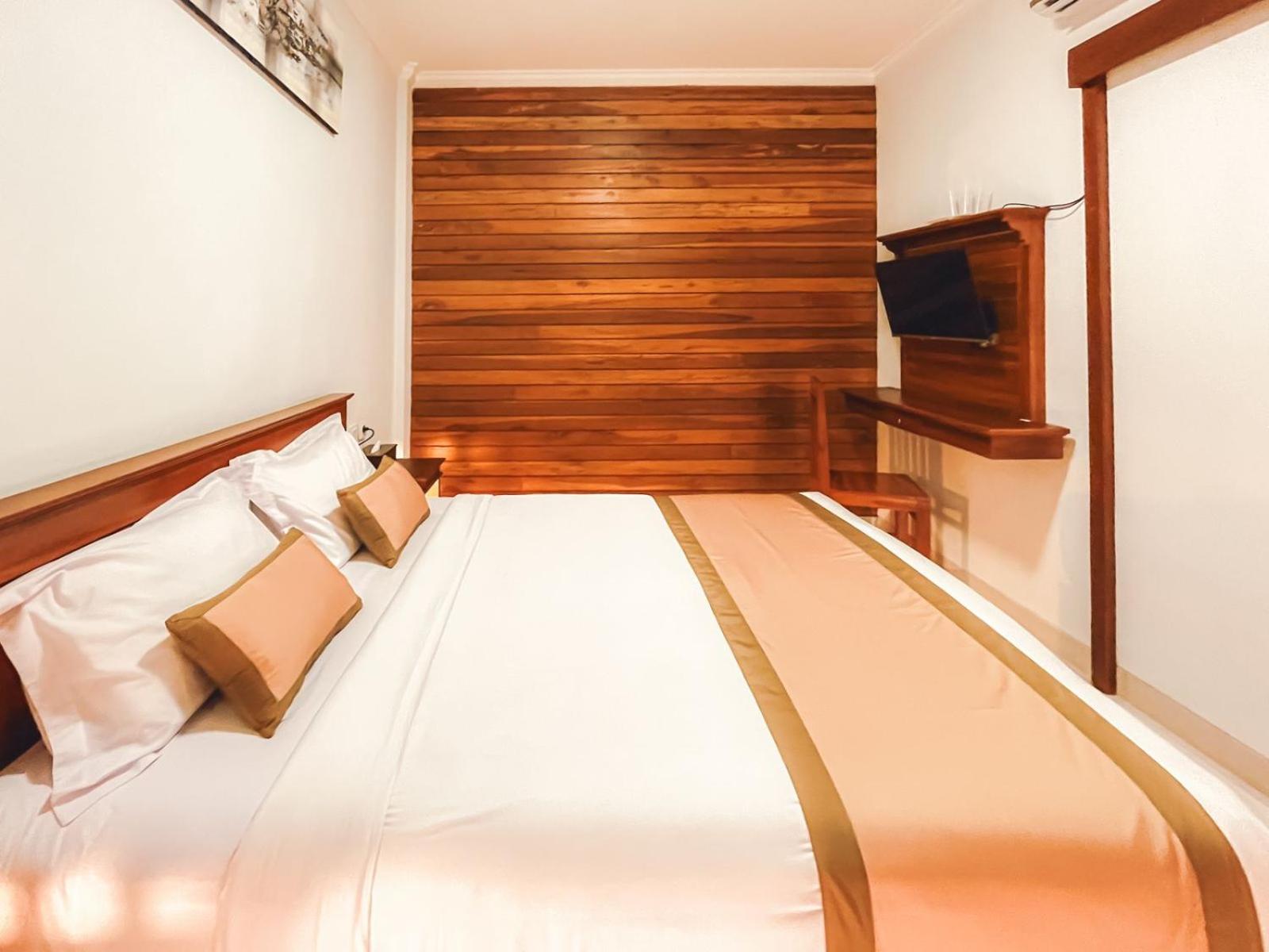 Standard Double Room with Garden View - Photo 1