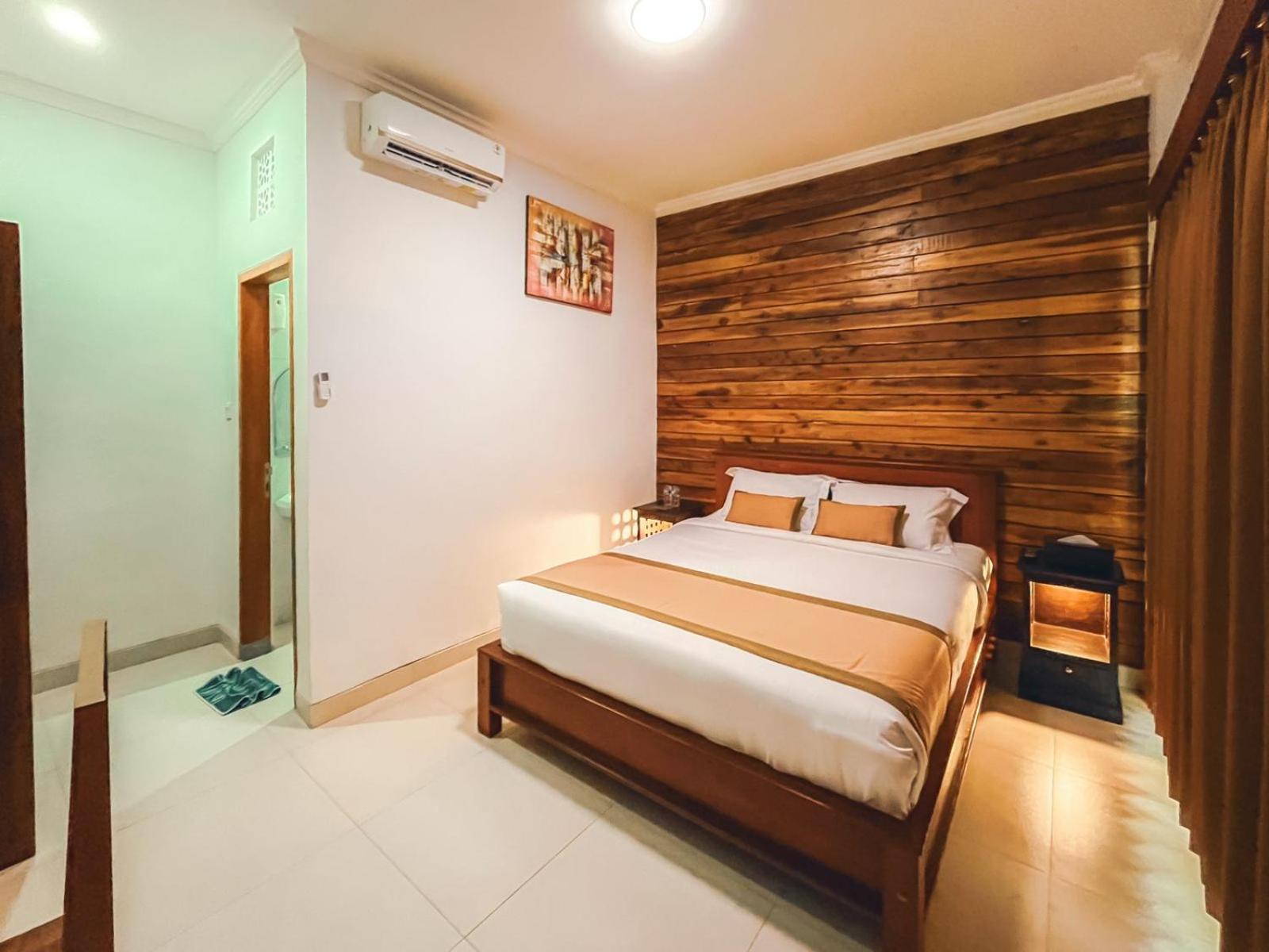 Standard Budget Double Room with Garden View - Photo 14