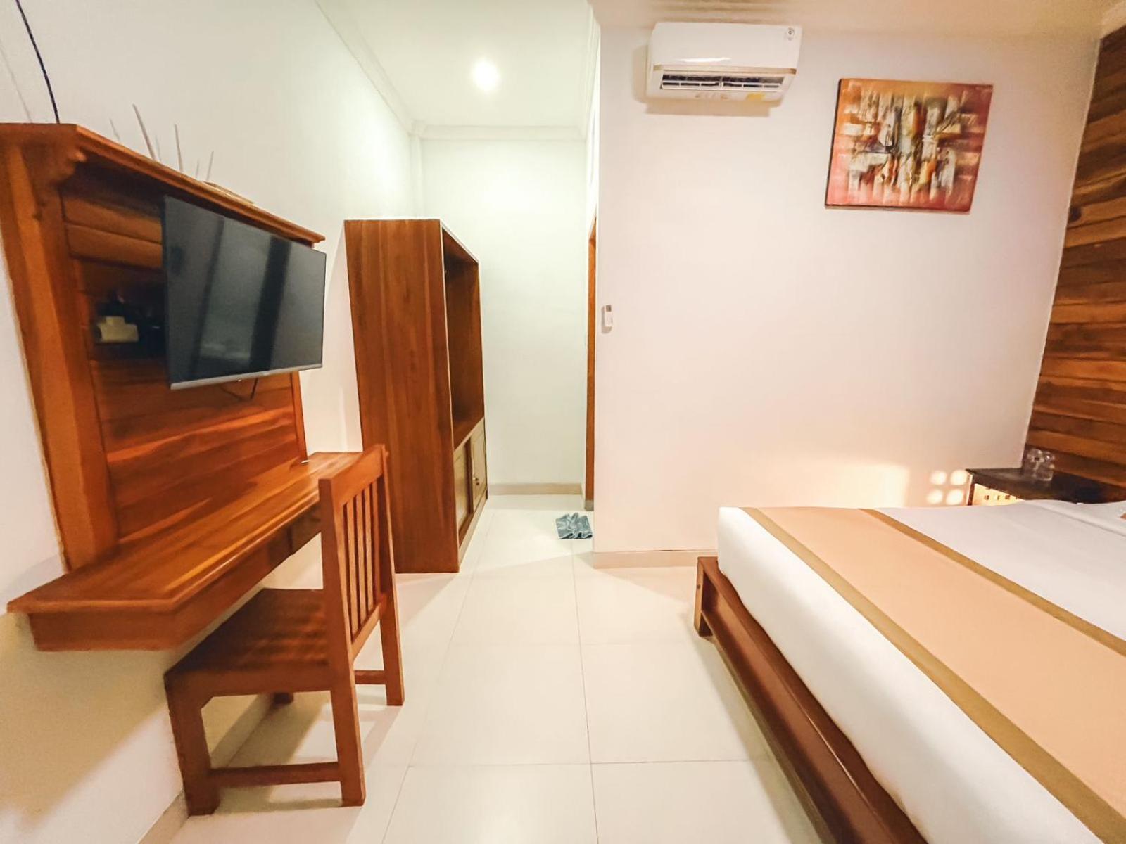 Standard Double Room with Garden View - Photo 7