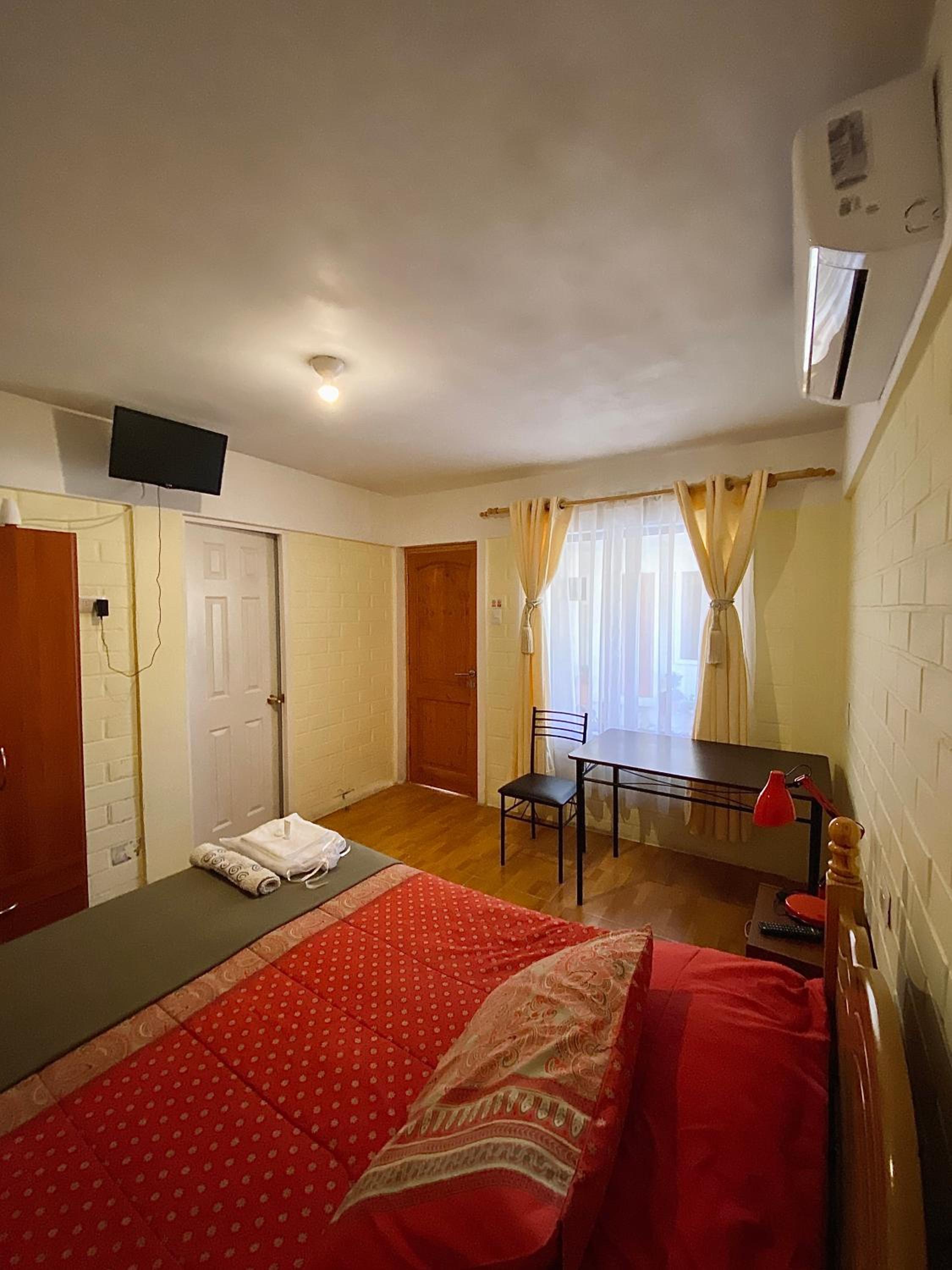 Double Room With Private Bathroom photo 2