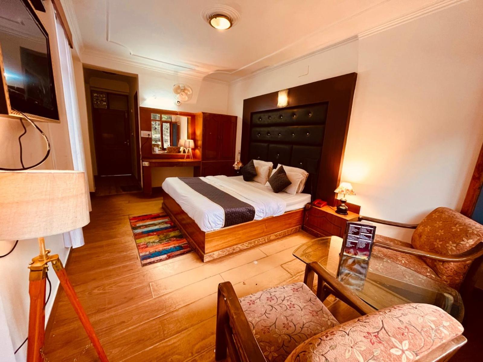 King Room With Balcony