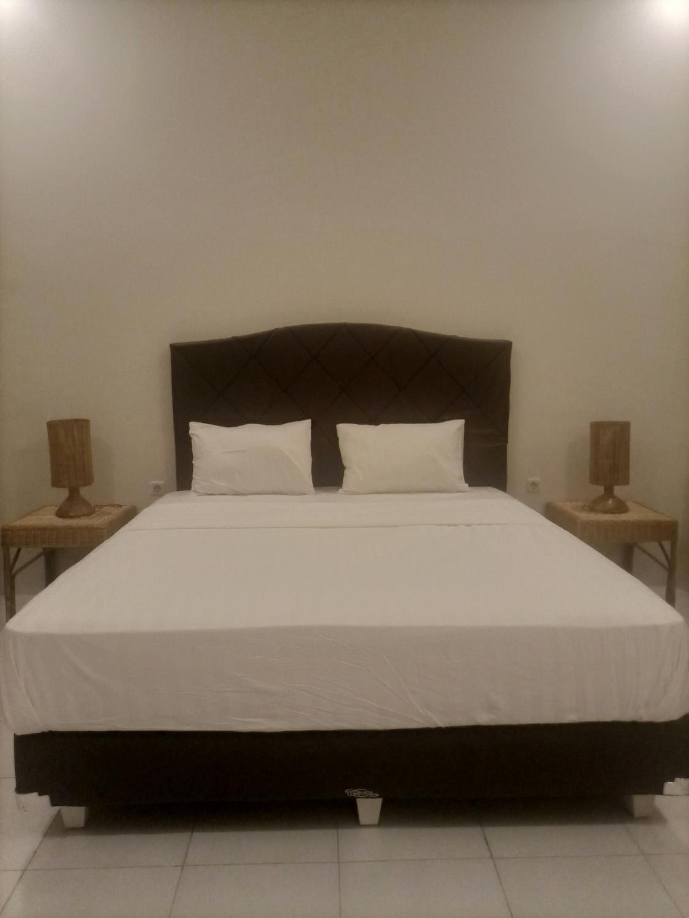 Double Room - Photo 6