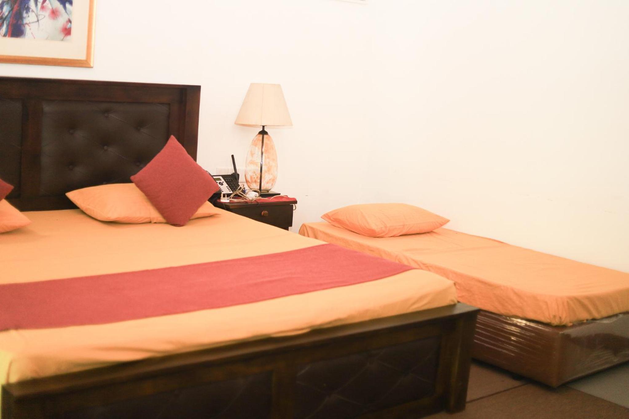 Comfort Triple Room