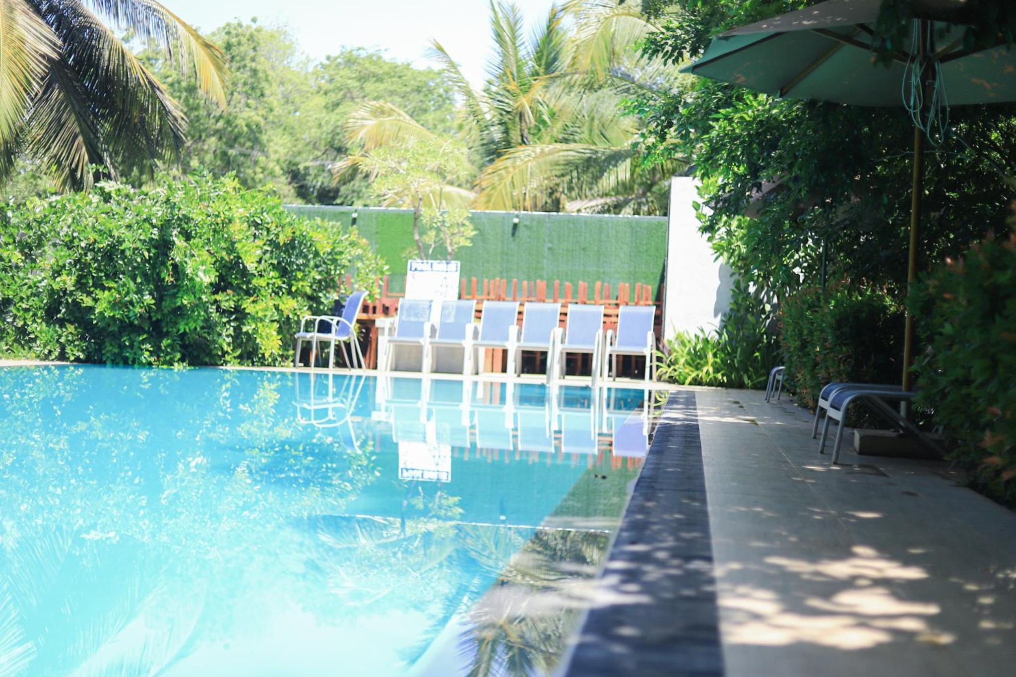 Double Room With Pool View photo 3