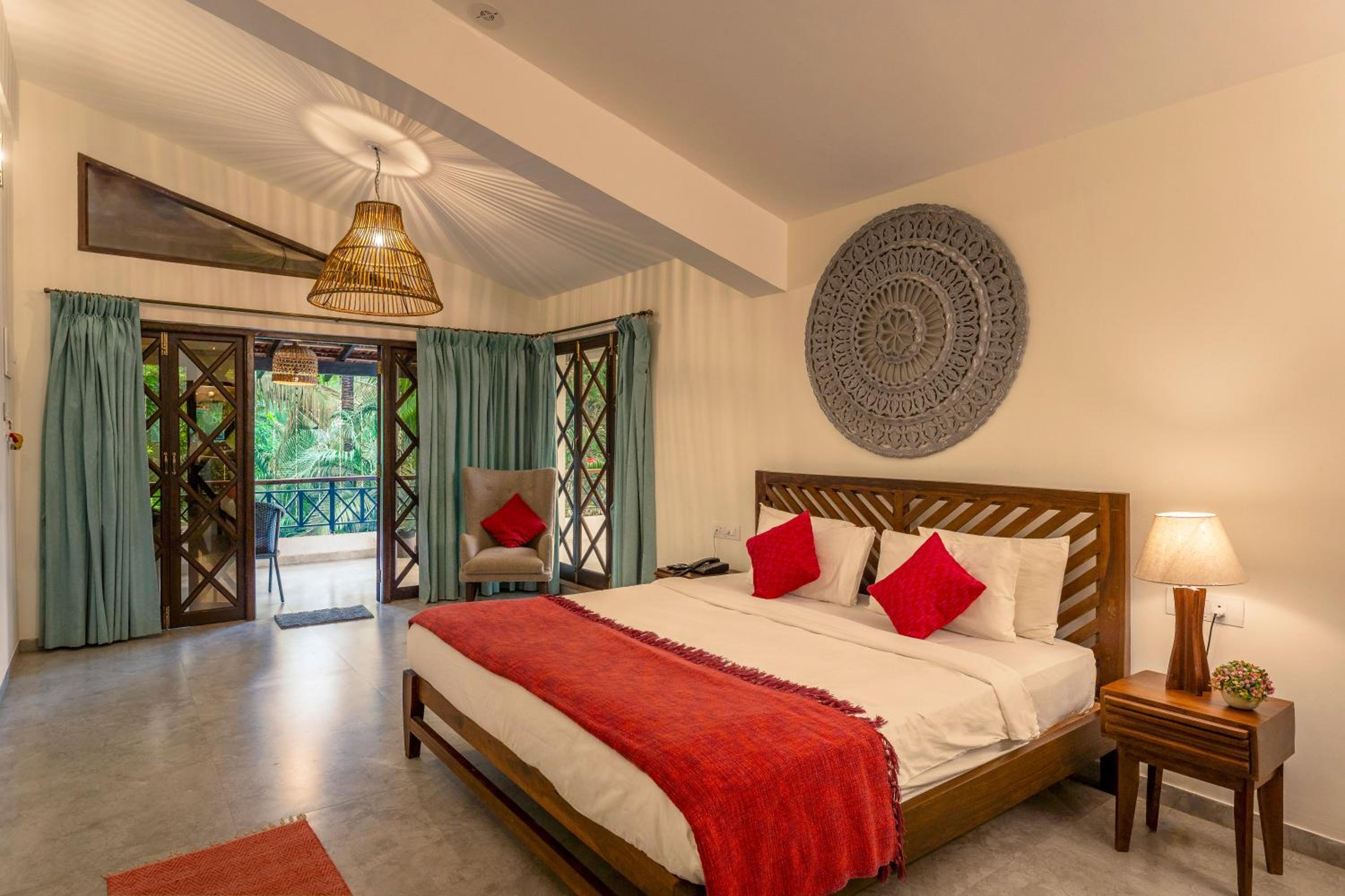 Deluxe King Room photo 1